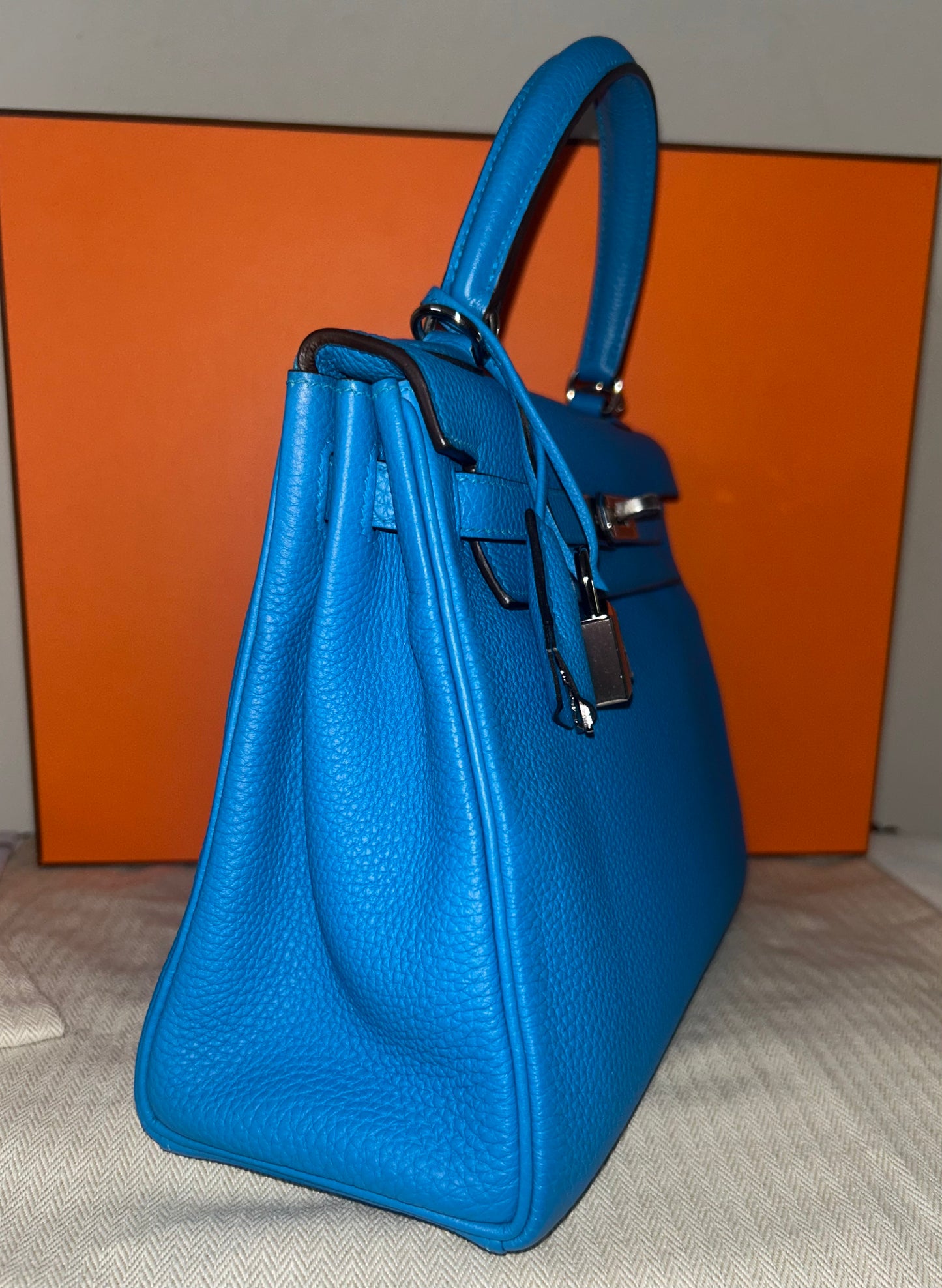 HERMÈS Kelly 25 Bleu Zanzibar Togo Leather Palladium Hardware