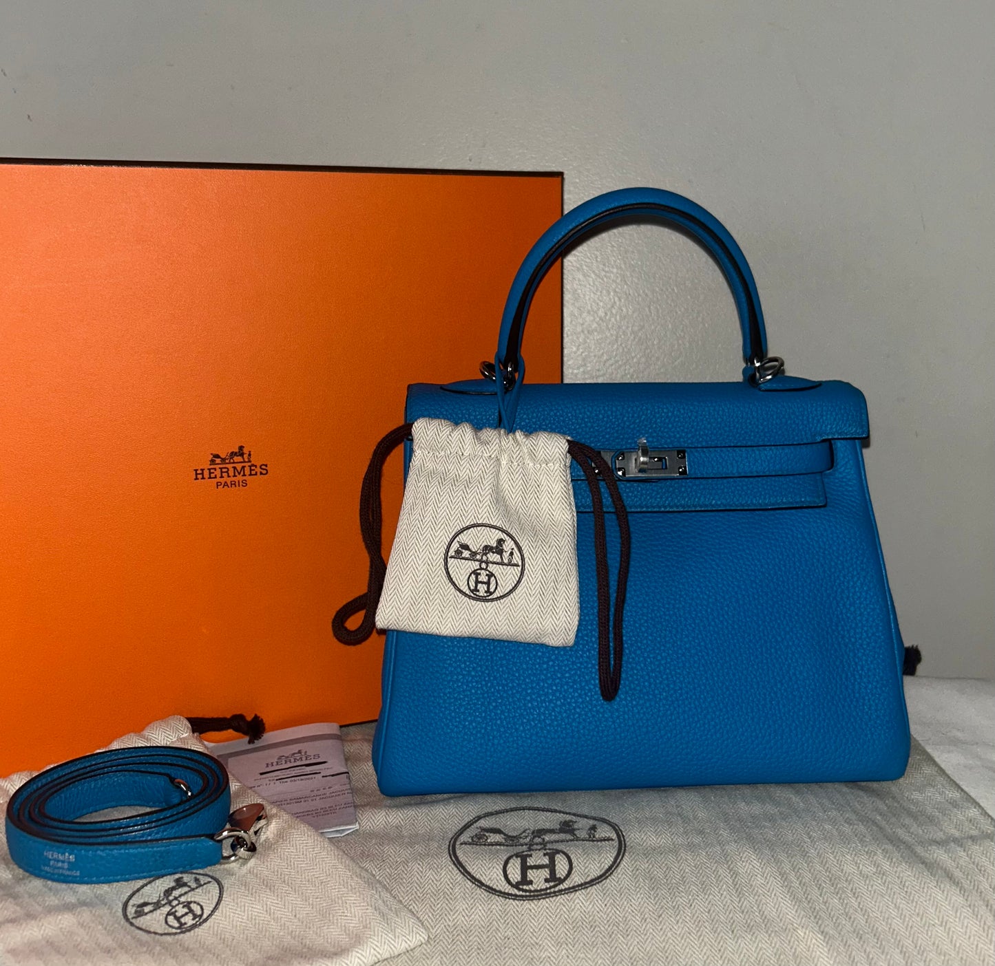 HERMÈS Kelly 25 Bleu Zanzibar Togo Leather Palladium Hardware