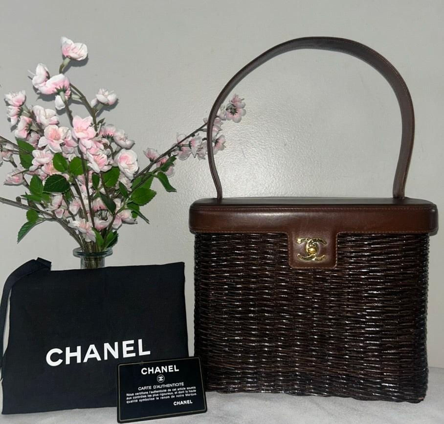 CHANEL Vintage Wicker Basket Handbag Brown / 24k Gold Hardware