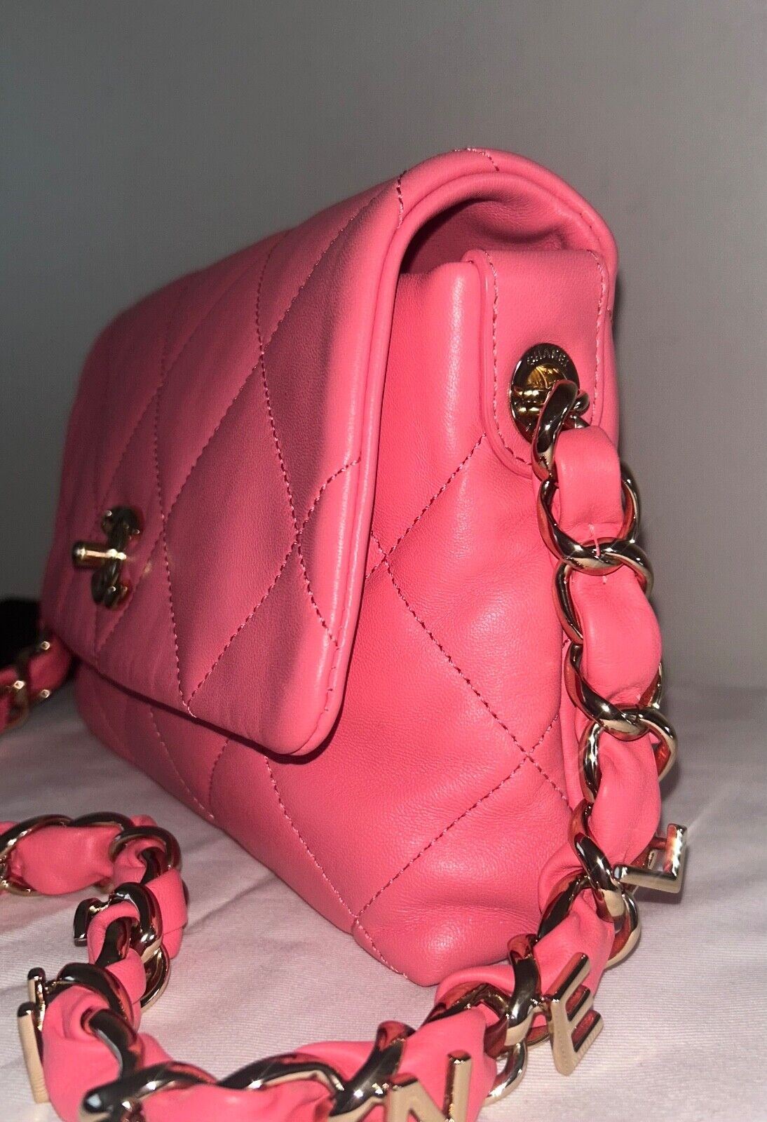 CHANEL CC Small Logo Strap Quilted Lambskin Shoulder Bag Pink / Gold Hardware