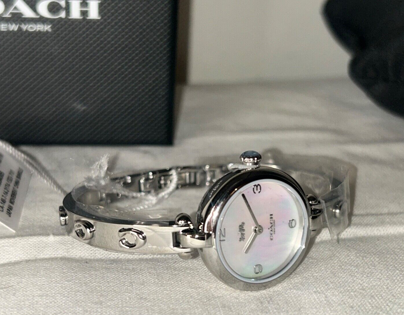 NEW ! NWT COACH Cary Mother-Of-Pearl Bracelet Watch Silver 26mm