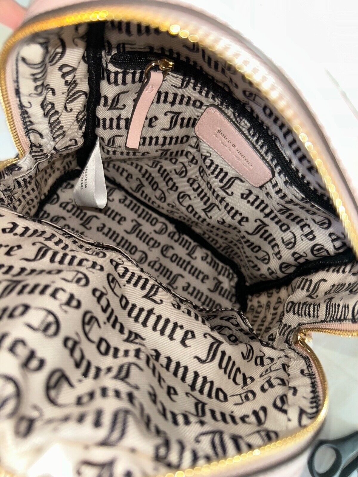 NEW ! NWT JUICY COUTURE Velour Royal Moment Medium Backpack Crystal/Pink Clay