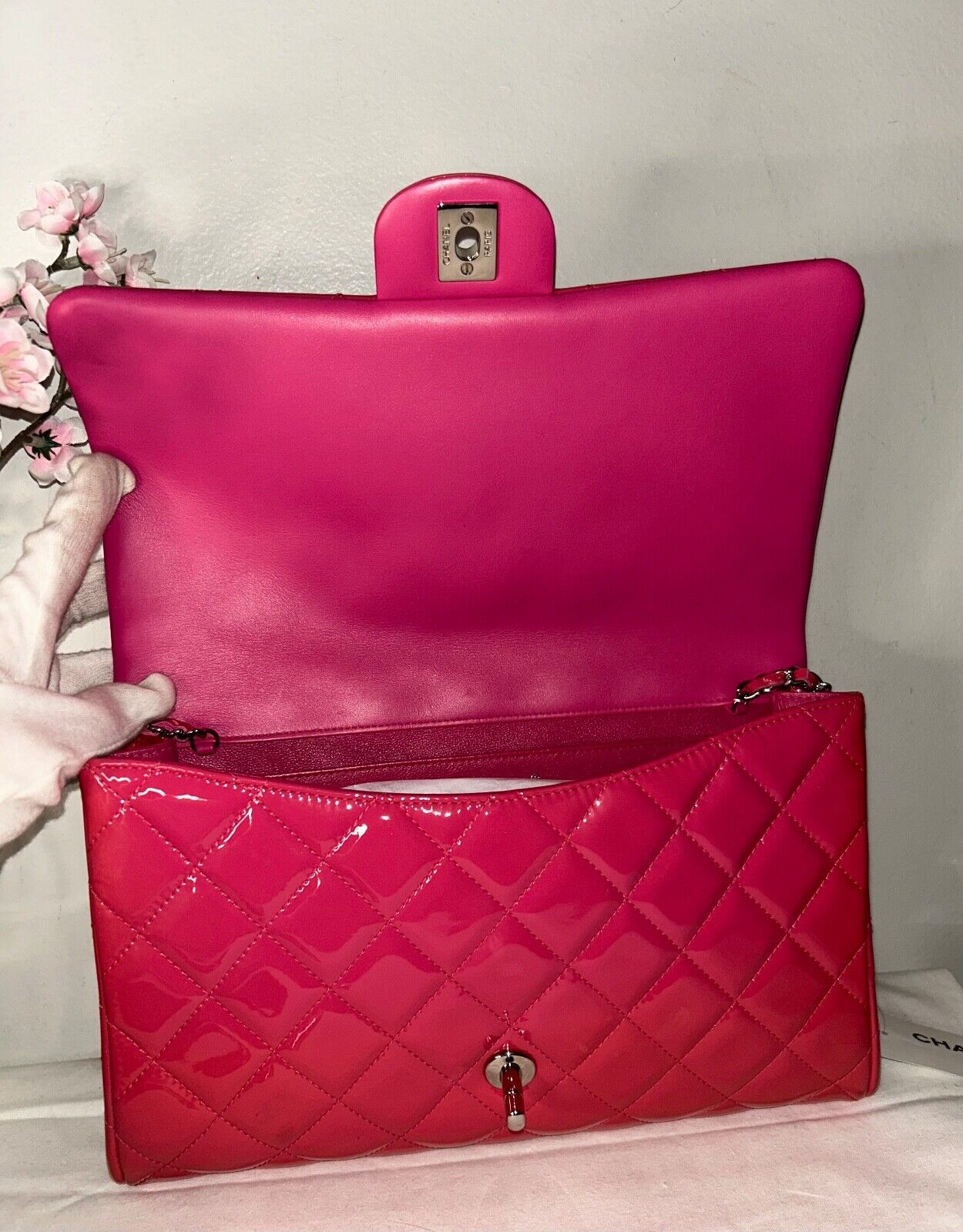 CHANEL Classic CC Quilted Flap Shoulder Bag Patent Leather Fuchsia Pink