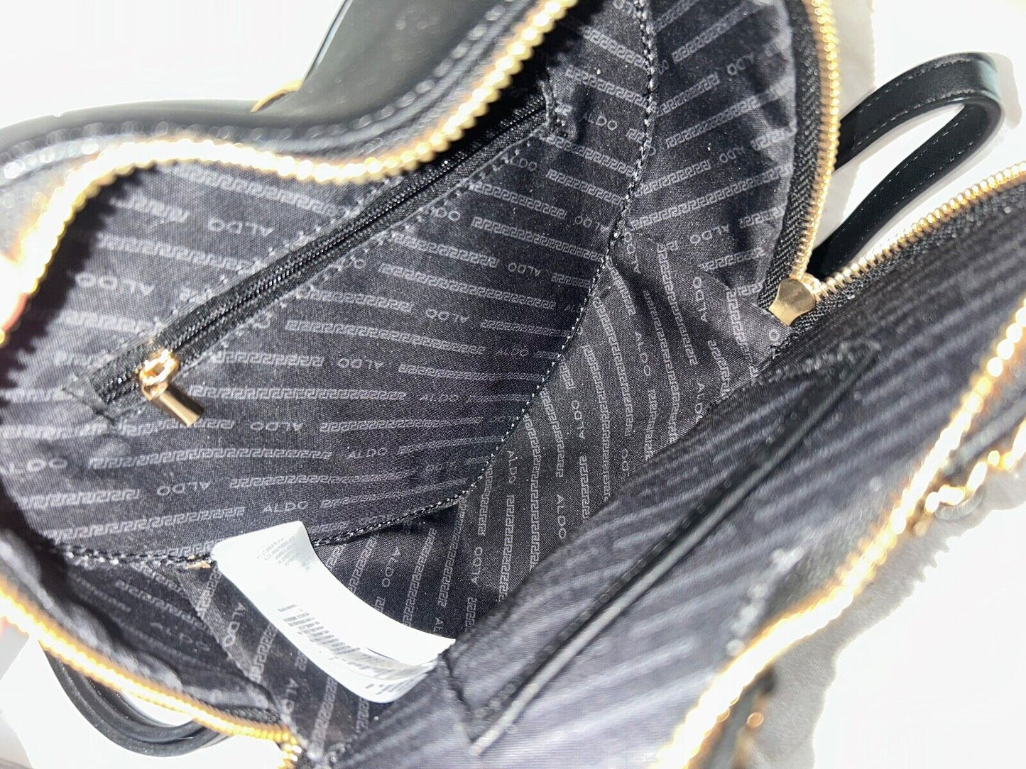 NEW! NWT ALDO Heart Crossbody Convertible Bag Black/Gold