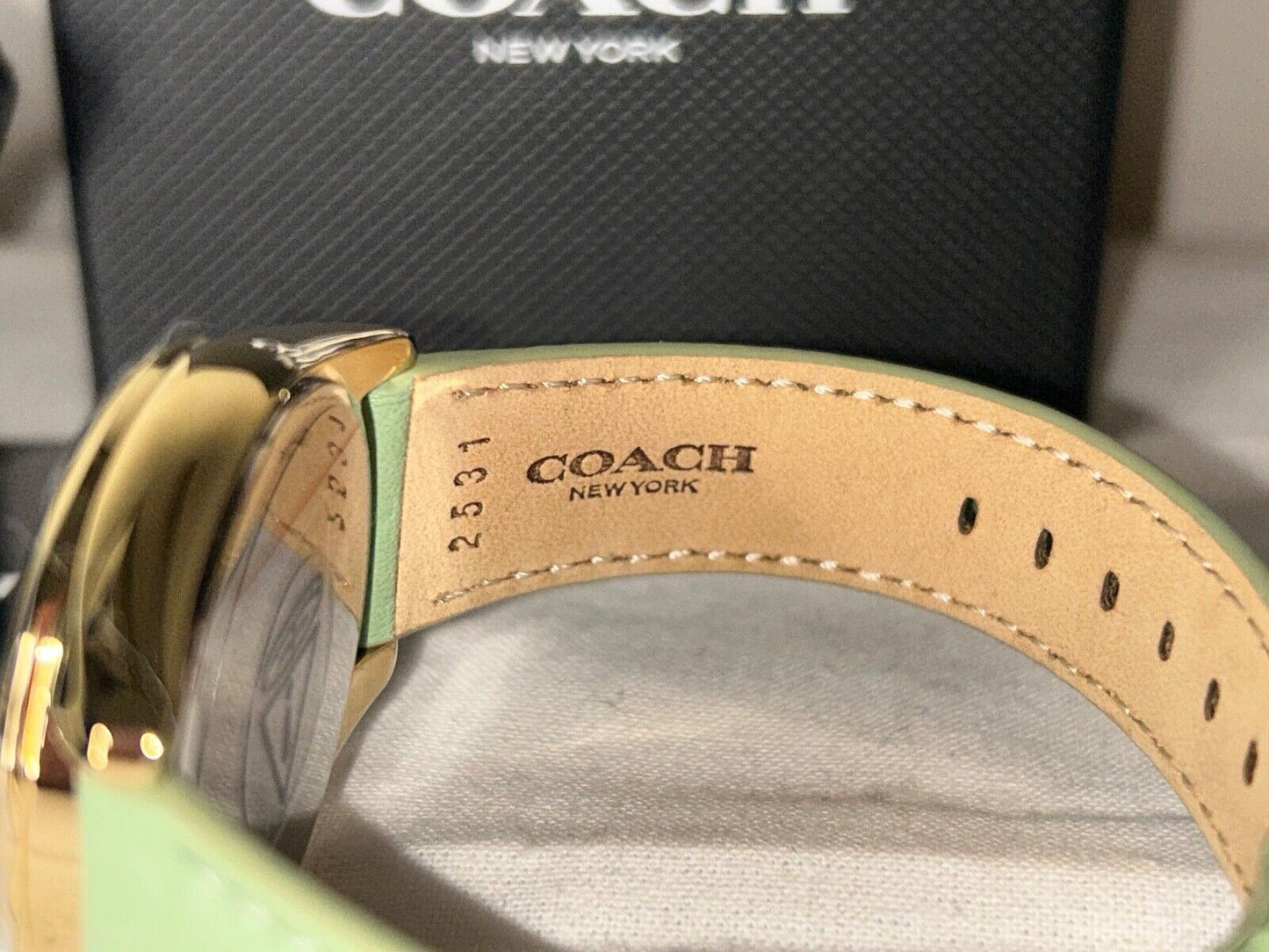 NEW ! NWT COACH Greyson Signature C Embossed Leather Watch Green