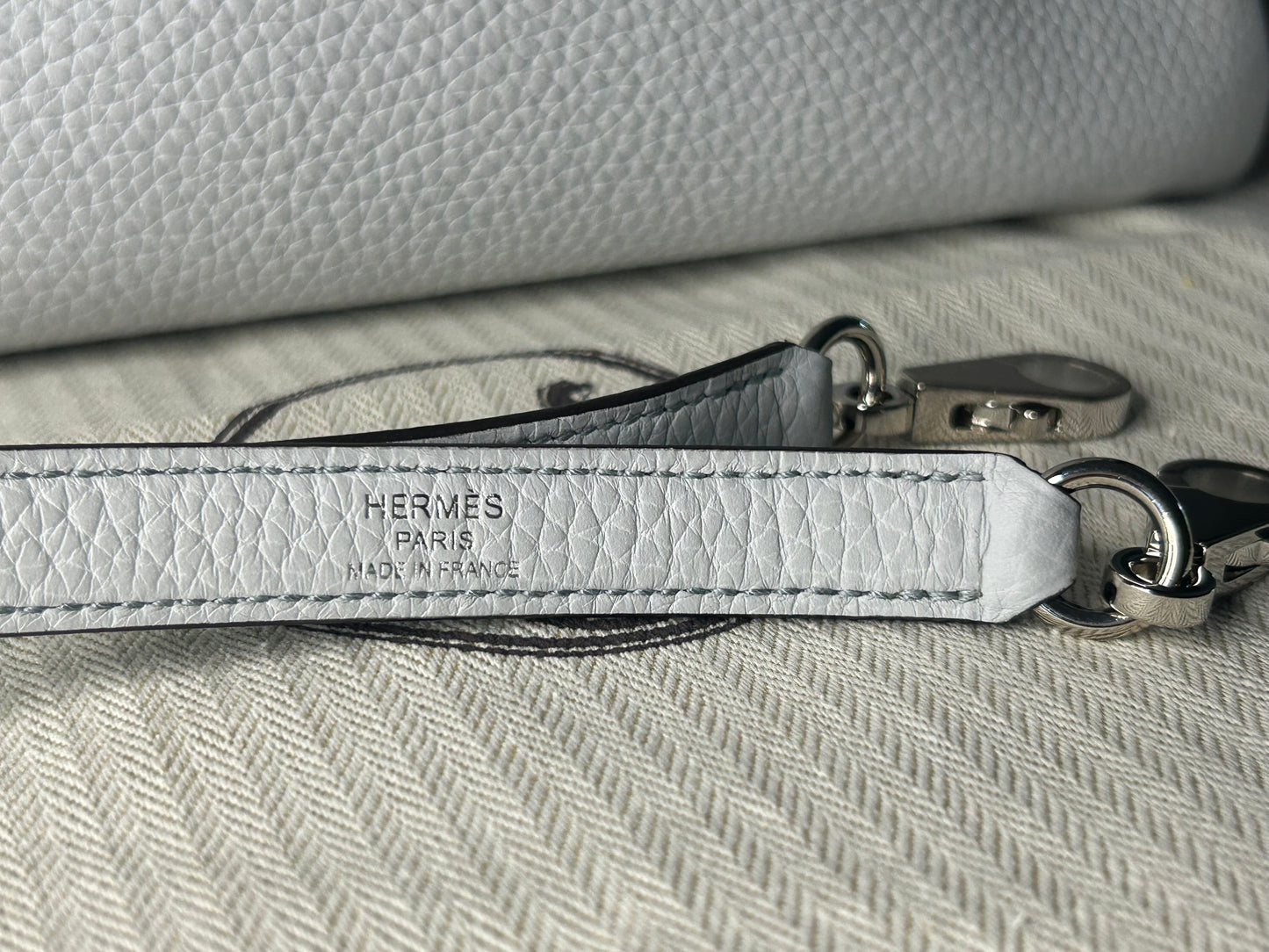 HERMÈS Kelly 28 Bleu Pale Clemence Leather Palladium Hardware