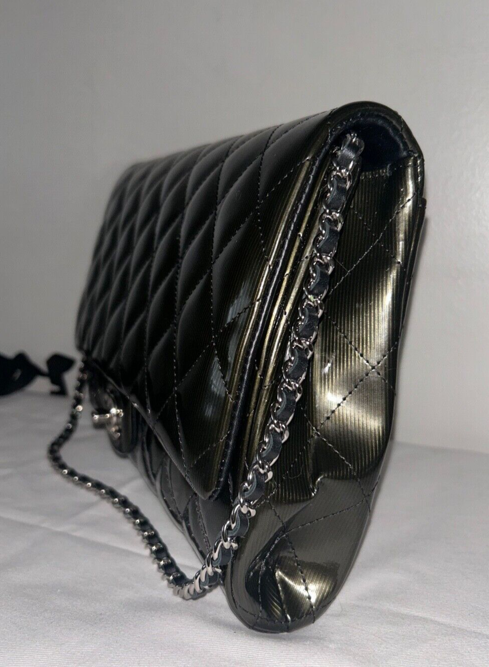 CHANEL CC Quilted Flap Shoulder Bag Metallic Patent Leather Dark Green