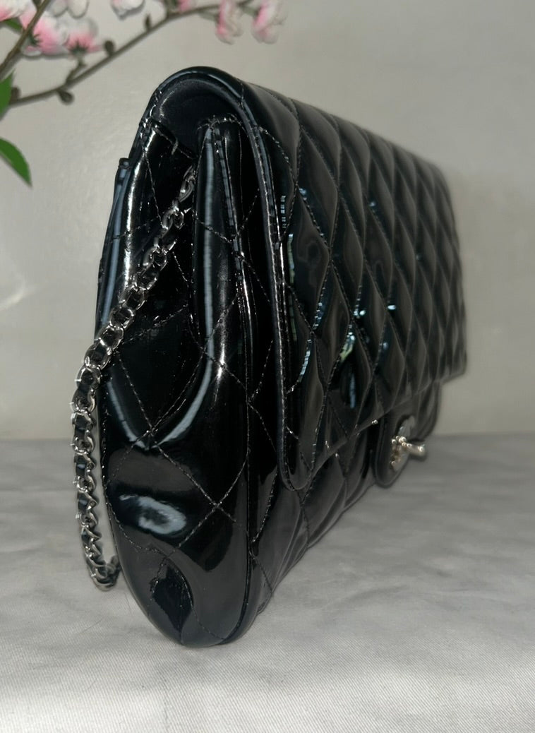 CHANEL Classic Quilted Patent Leather Single Flap Shoulder Bag Black