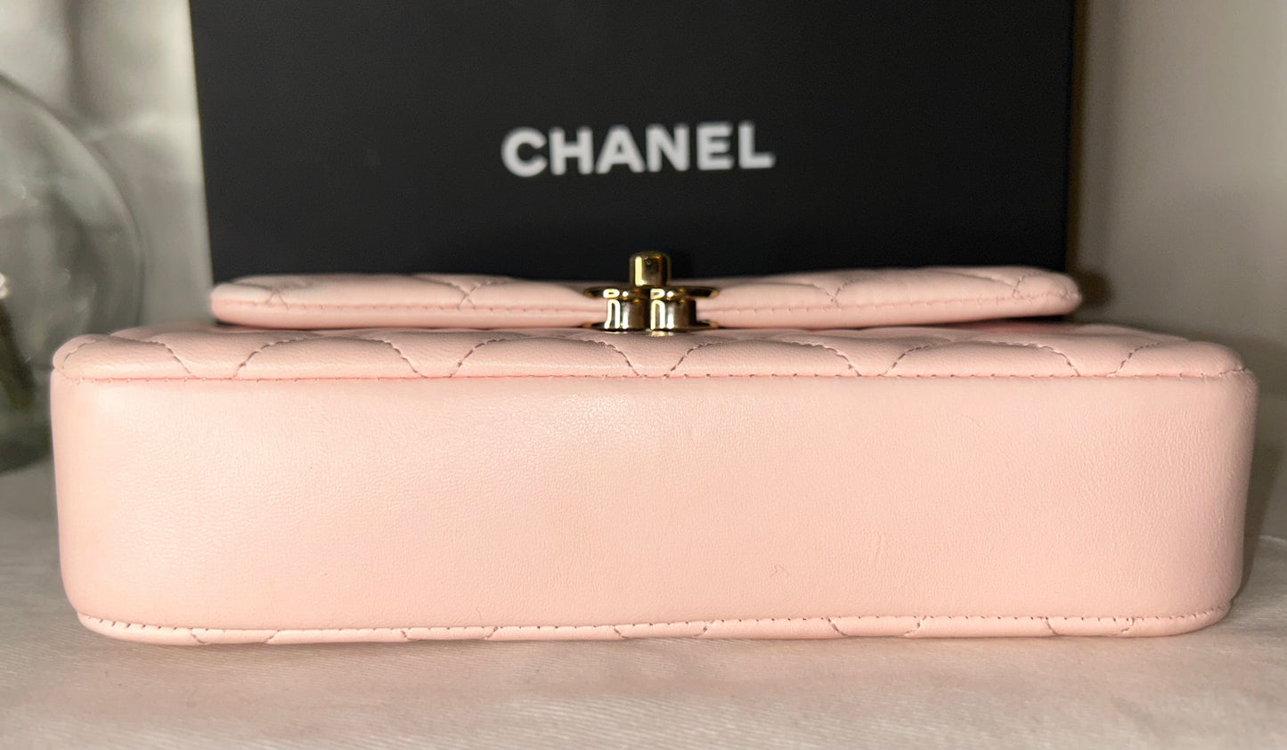 CHANEL 25S Phone Crossbody Flap Bag Quilted Lambskin Light Pink/Gold 2025 *RARE*
