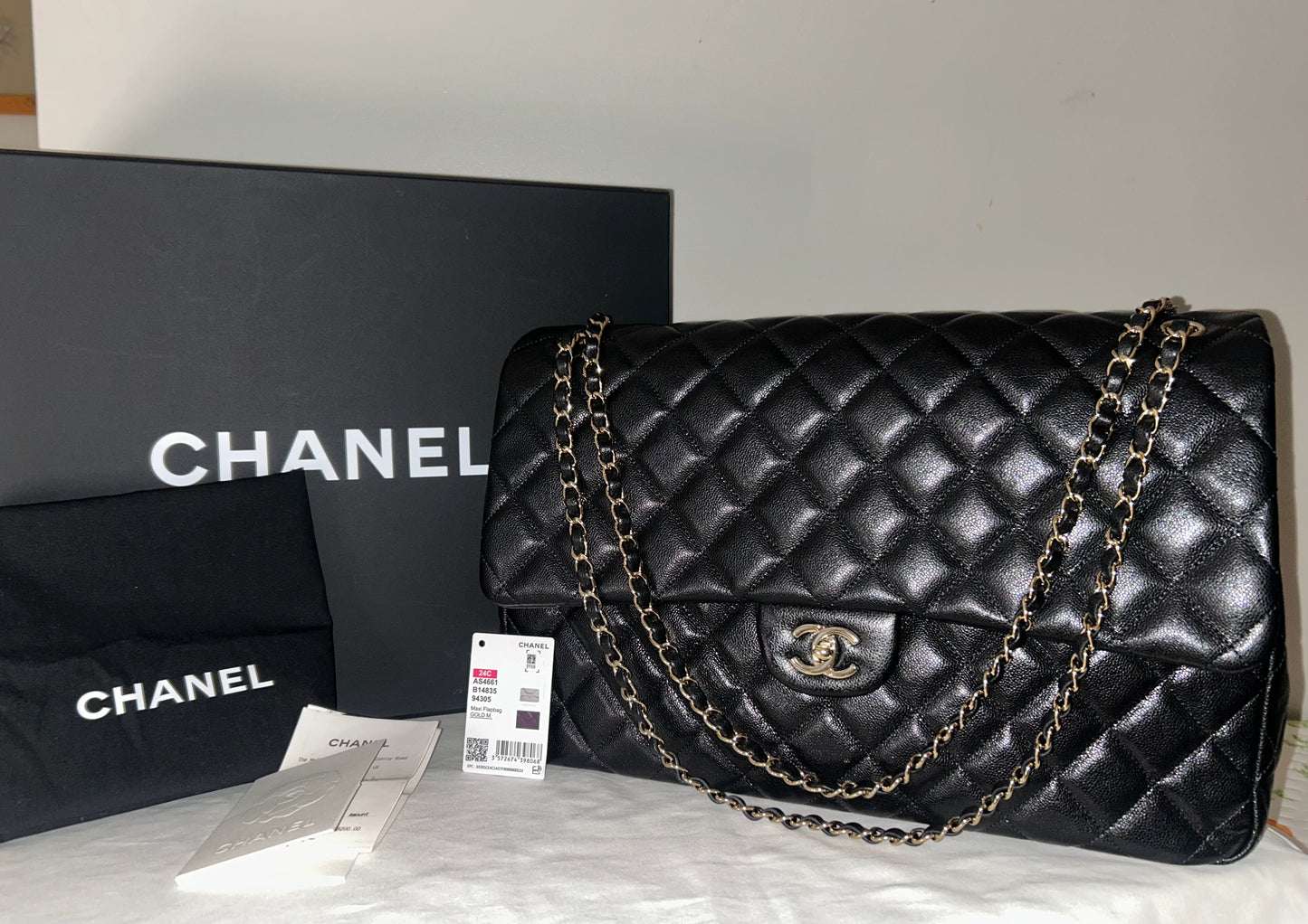 CHANEL 24C XXL Travel Flap Bag Quilted Caviar Black / Gold Hardware