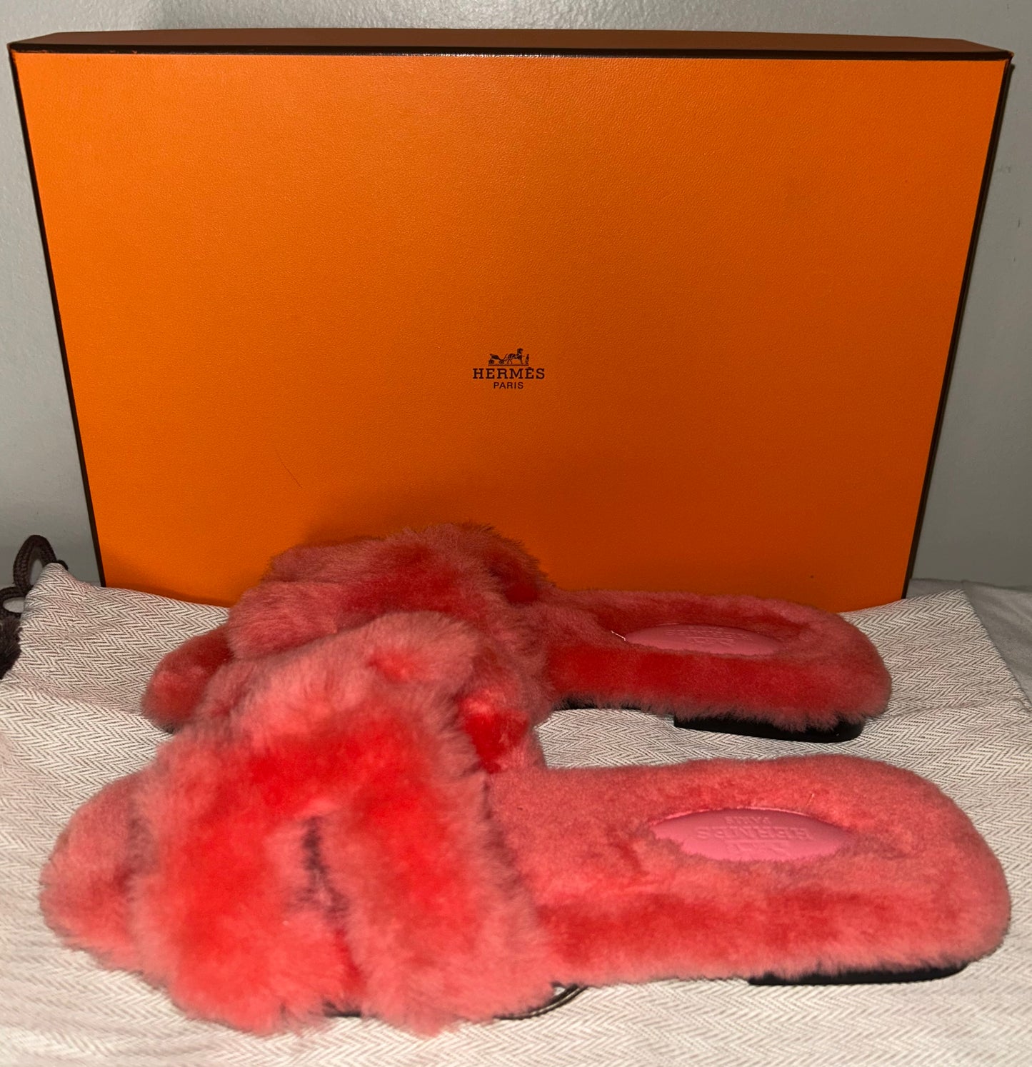 HERMES Shearling Oran Sandals Rose Du Desert Size 36