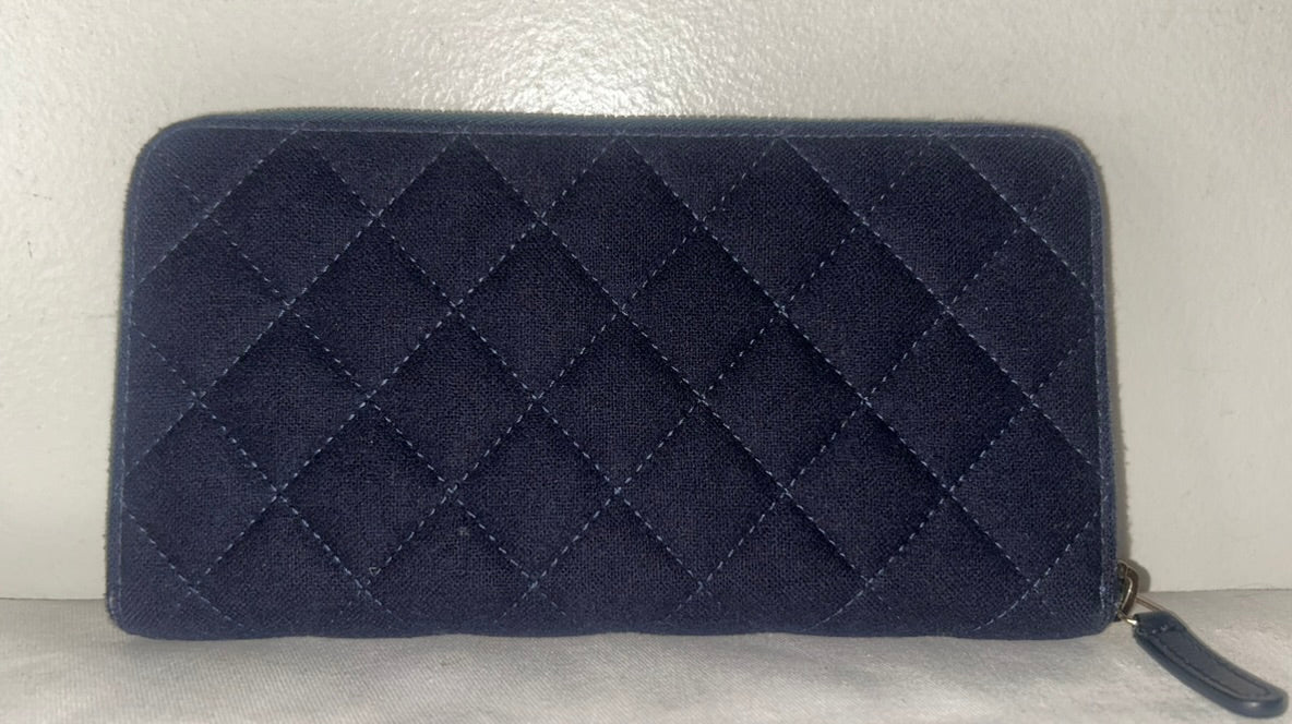 CHANEL 18A Nautical Charming Long Zip Wallet & Card Holder Set in Navy *RARE*
