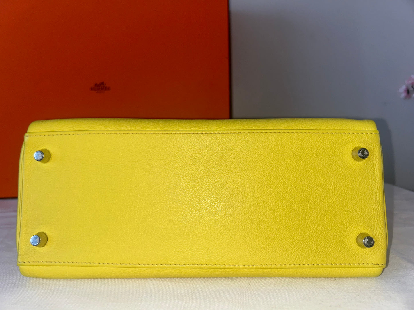 HERMÈS Kelly 28 Lime Evercolor Leather Palladium Hardware Handbag