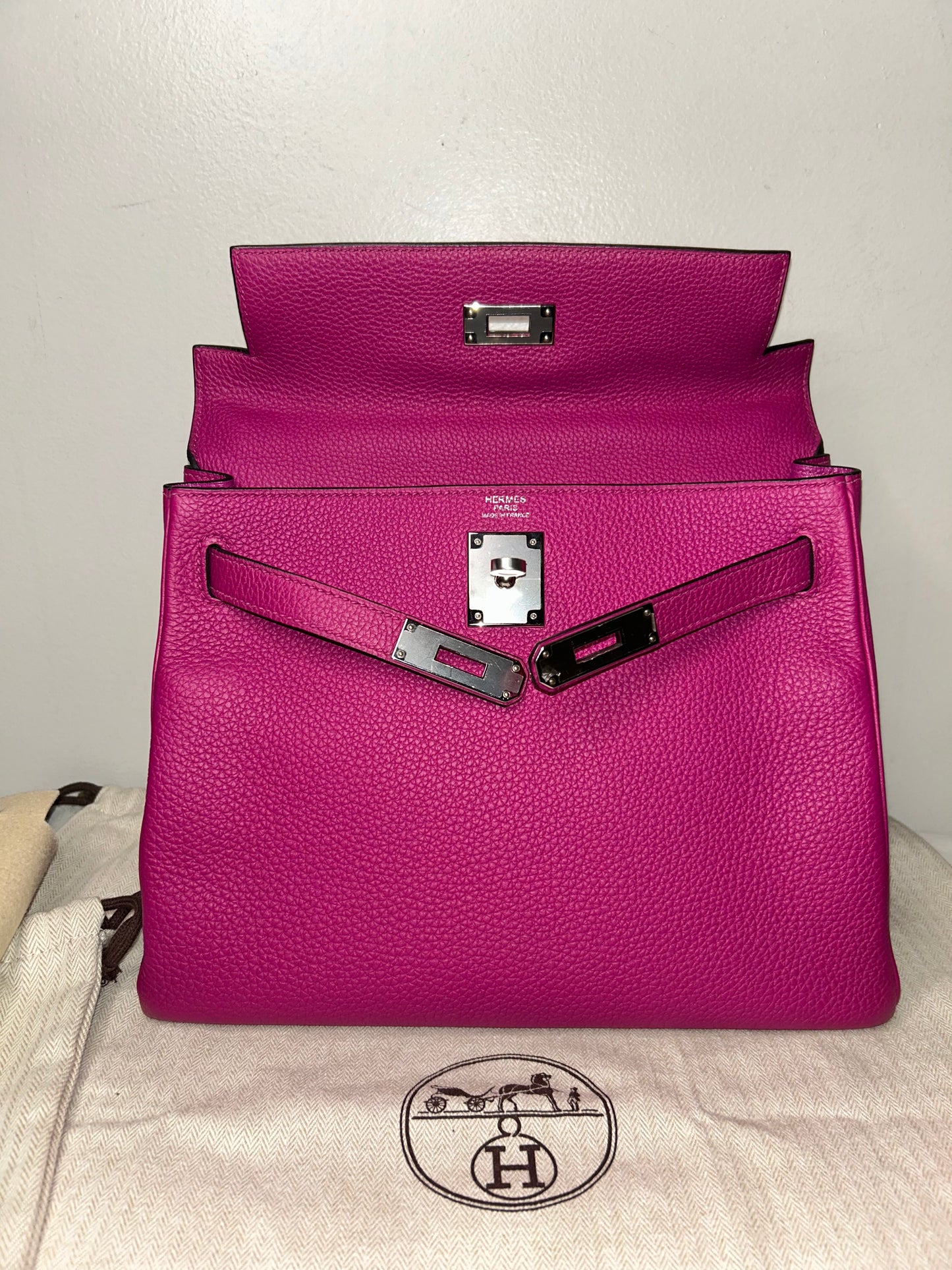 HERMES Kelly 28 Rose Pourpre Togo Palladium Hardware