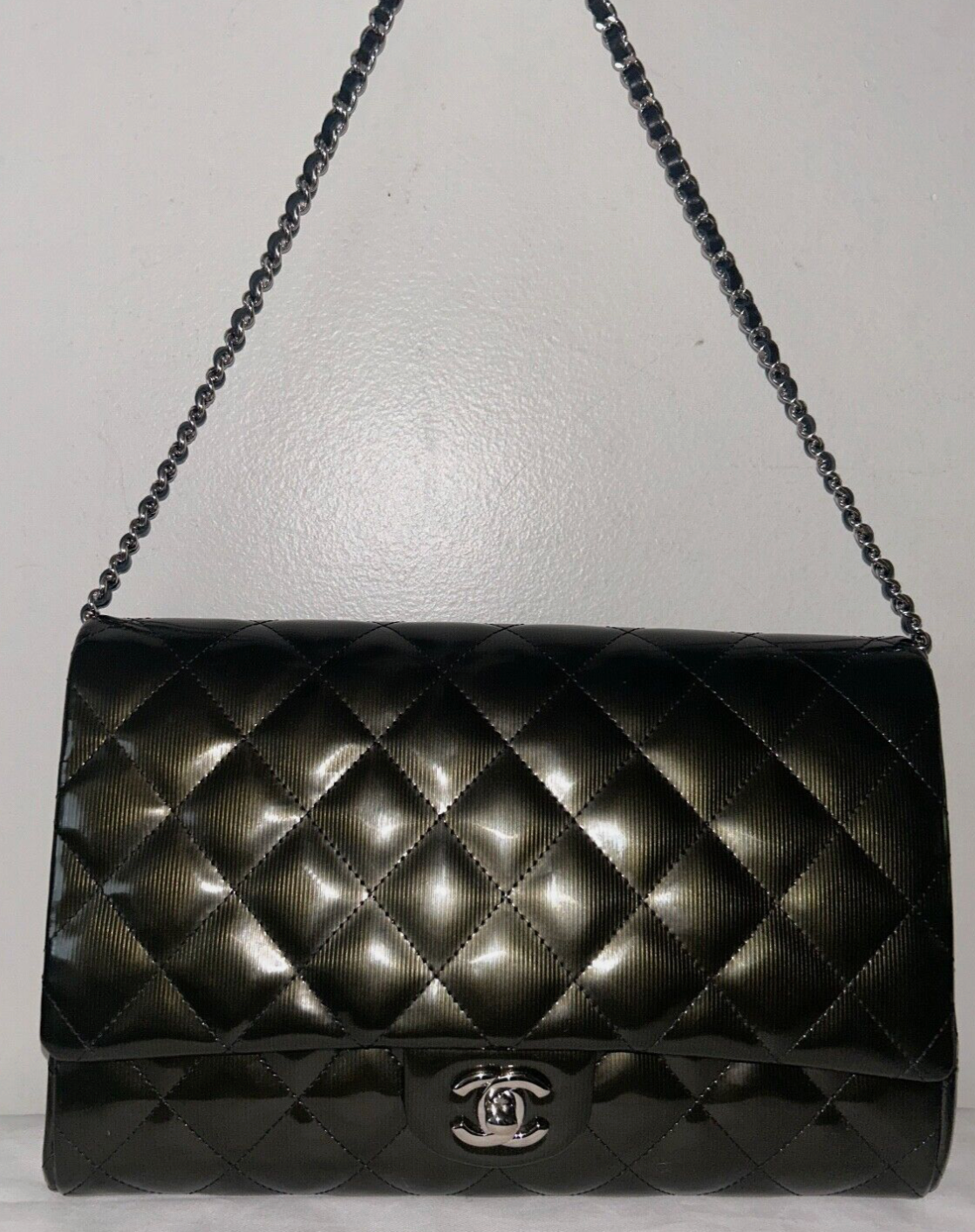 CHANEL CC Quilted Flap Shoulder Bag Metallic Patent Leather Dark Green