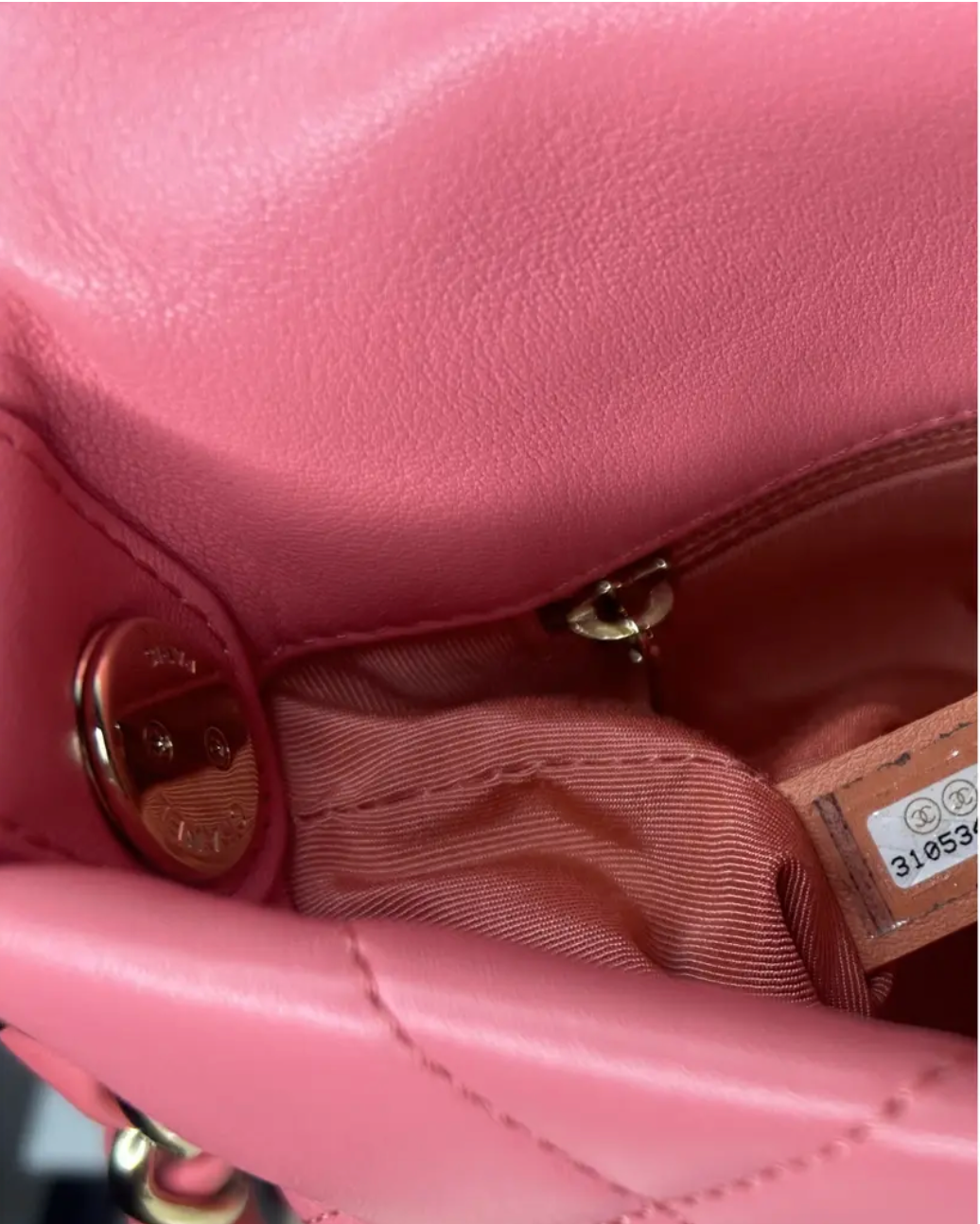 CHANEL CC Small Logo Strap Quilted Lambskin Shoulder Bag Pink / Gold Hardware