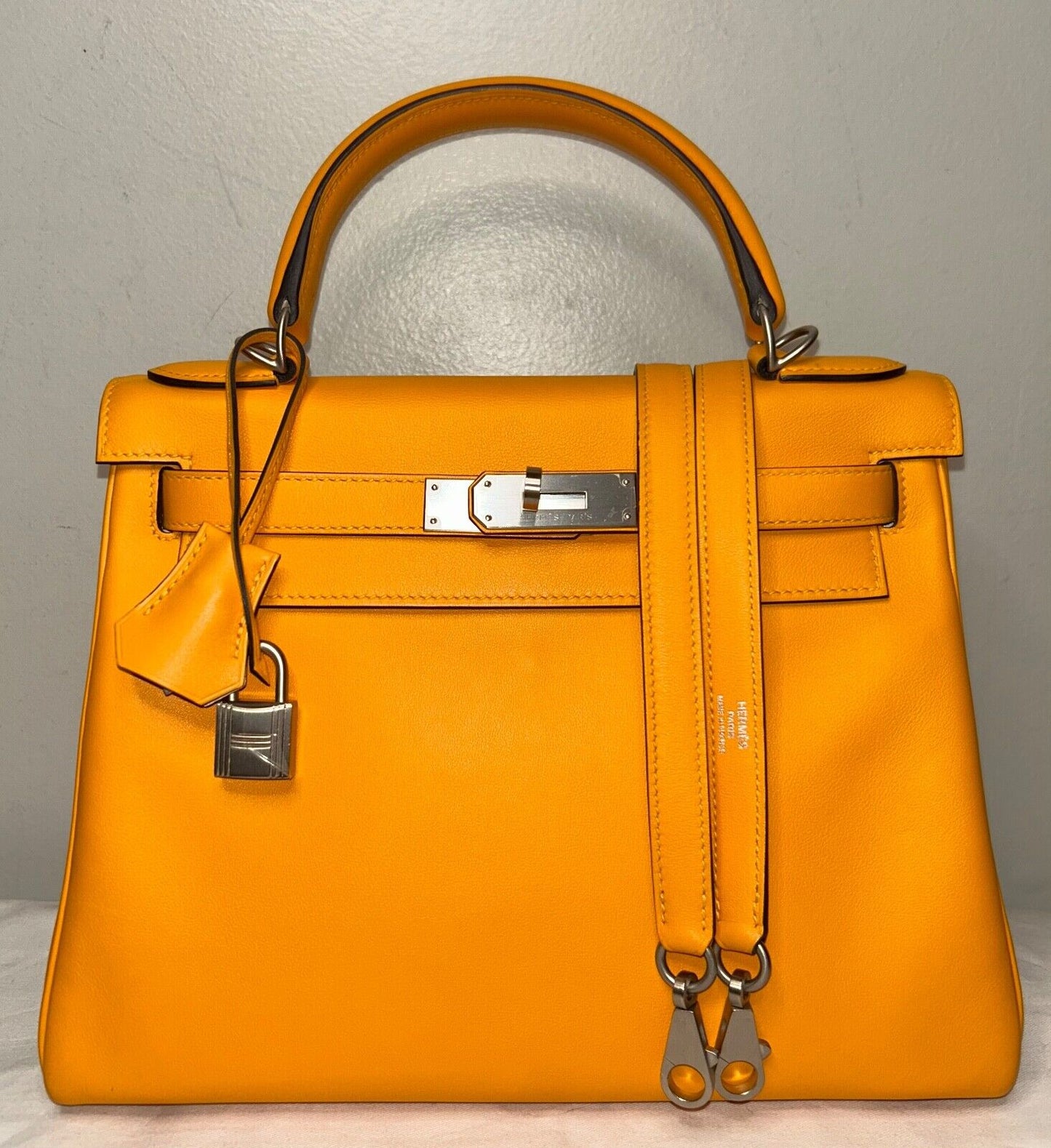 HERMES Special Order Kelly 28 (HSS) Jaune D'Or / Craie Swift Brushed Palladium