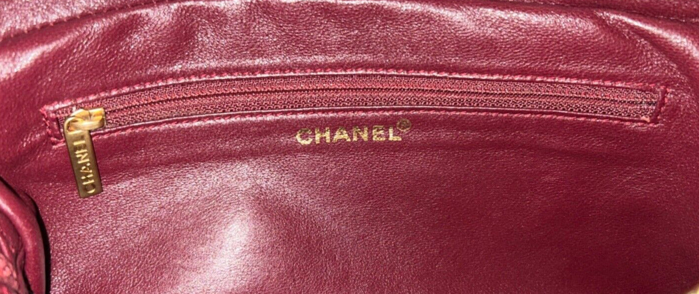 CHANEL CC Classic Chocolate Bar Suede Medium Shoulder Bag in Burgundy