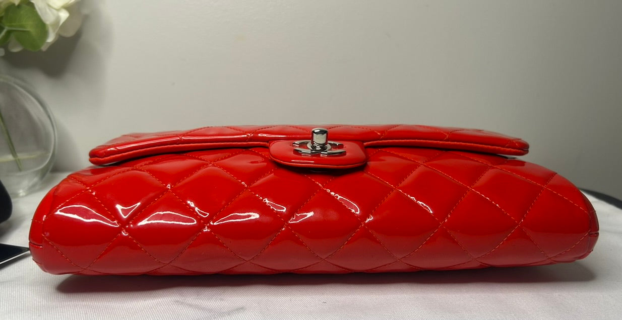 CHANEL CC Classic Quilted Patent Leather Single Flap Shoulder Bag Red