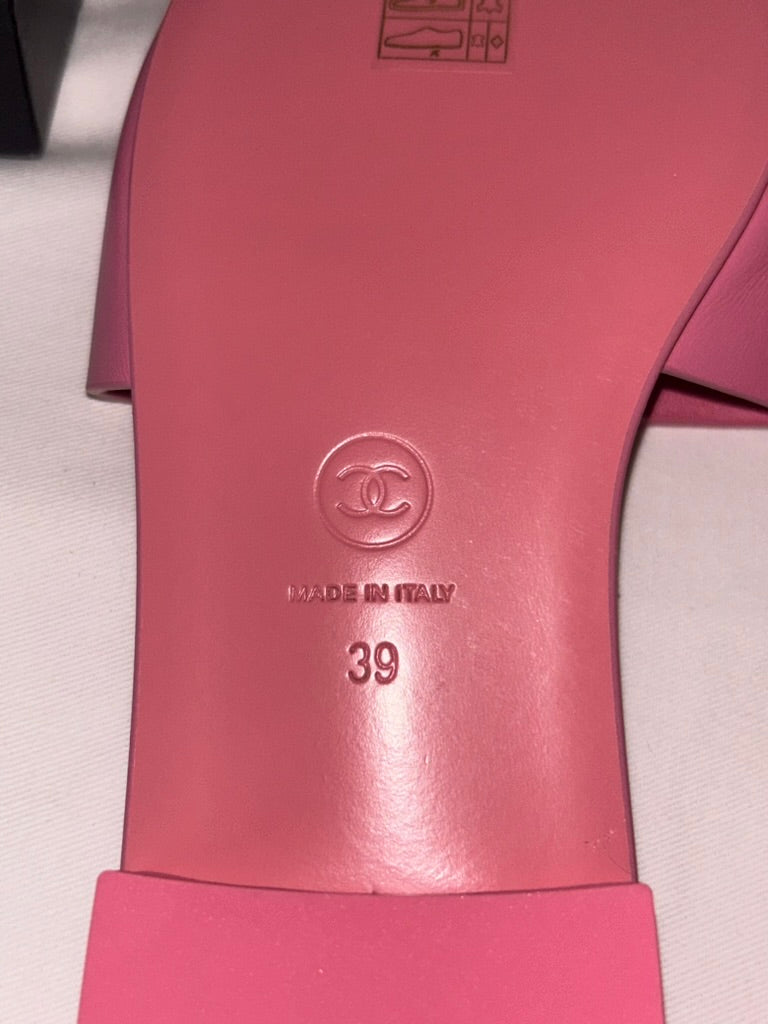 CHANEL 23S ‘CHA NEL’ Logo Leather Mules Sandal Pink Size 39