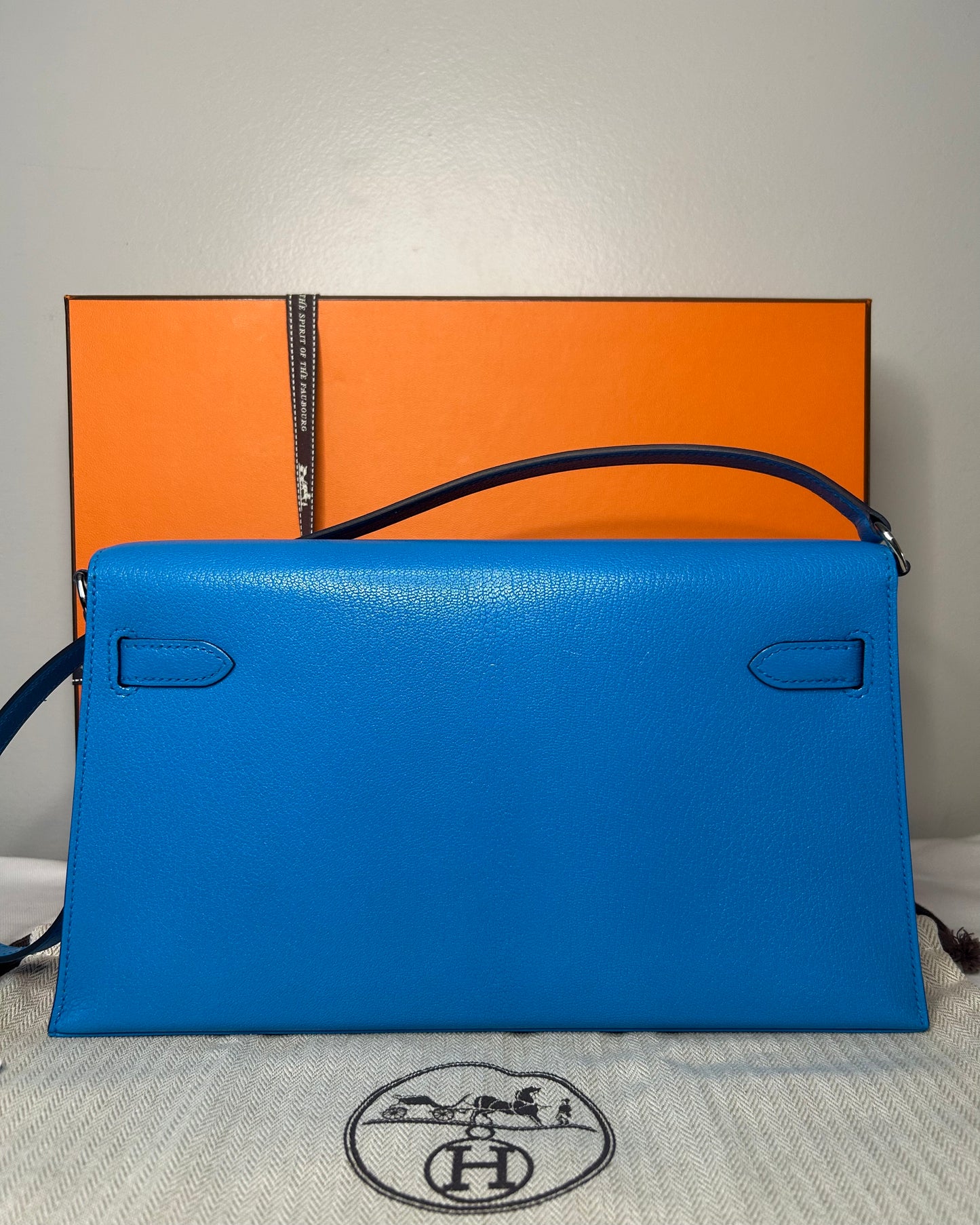 HERMÈS Kelly Elan Bleu Zanzibar Chevre Chamkila Leather Shoulder Bag
