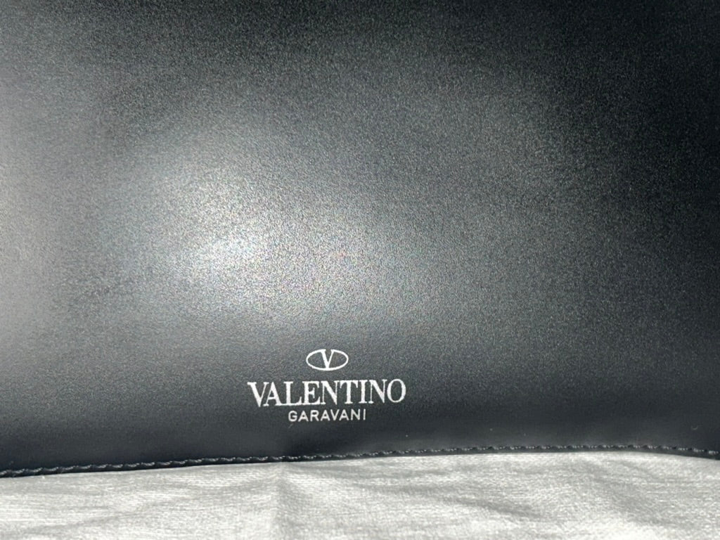 VALENTINO GARAVANI VLTN Logo Leather Shoulder Bag Black