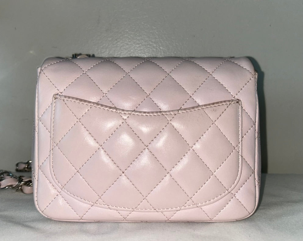 CHANEL 19C Mini Square Classic Flap Bag Quilted Lambskin in Lilac Pink