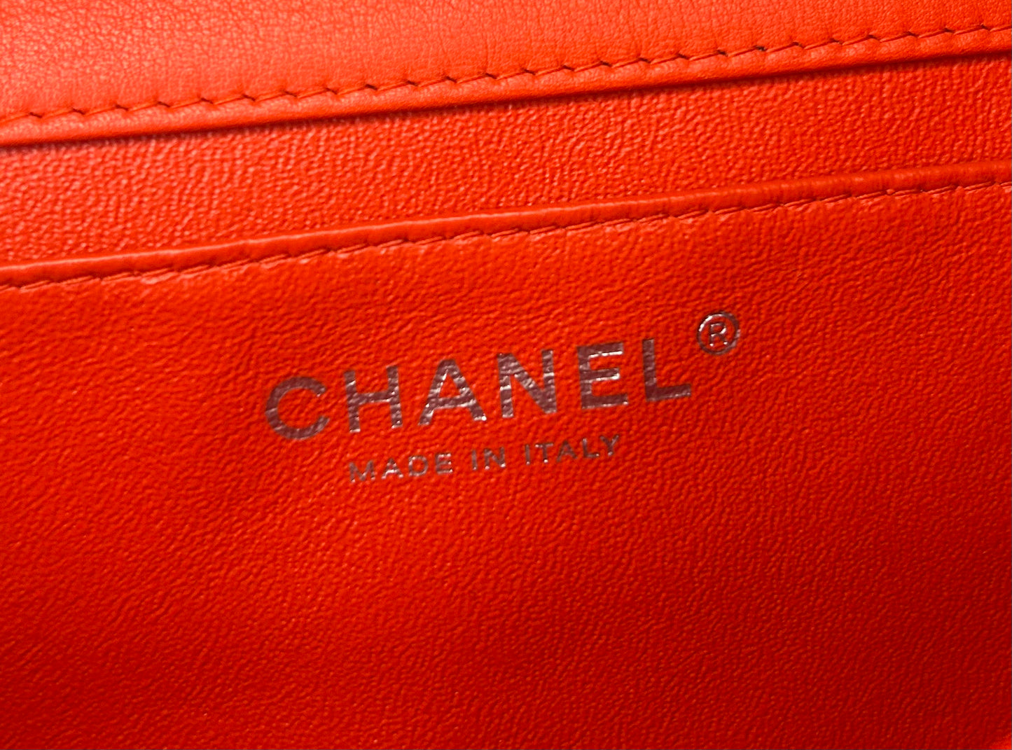 CHANEL CC Classic Quilted Patent Leather Single Flap Shoulder Bag Red