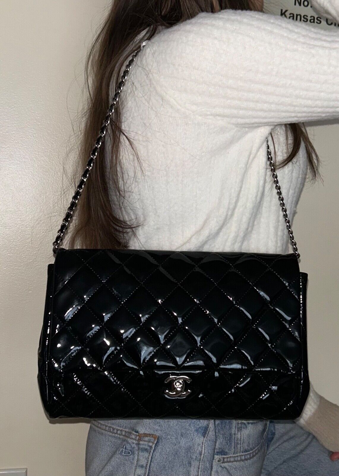 CHANEL Classic CC Quilted Flap Shoulder Bag Patent Leather Black