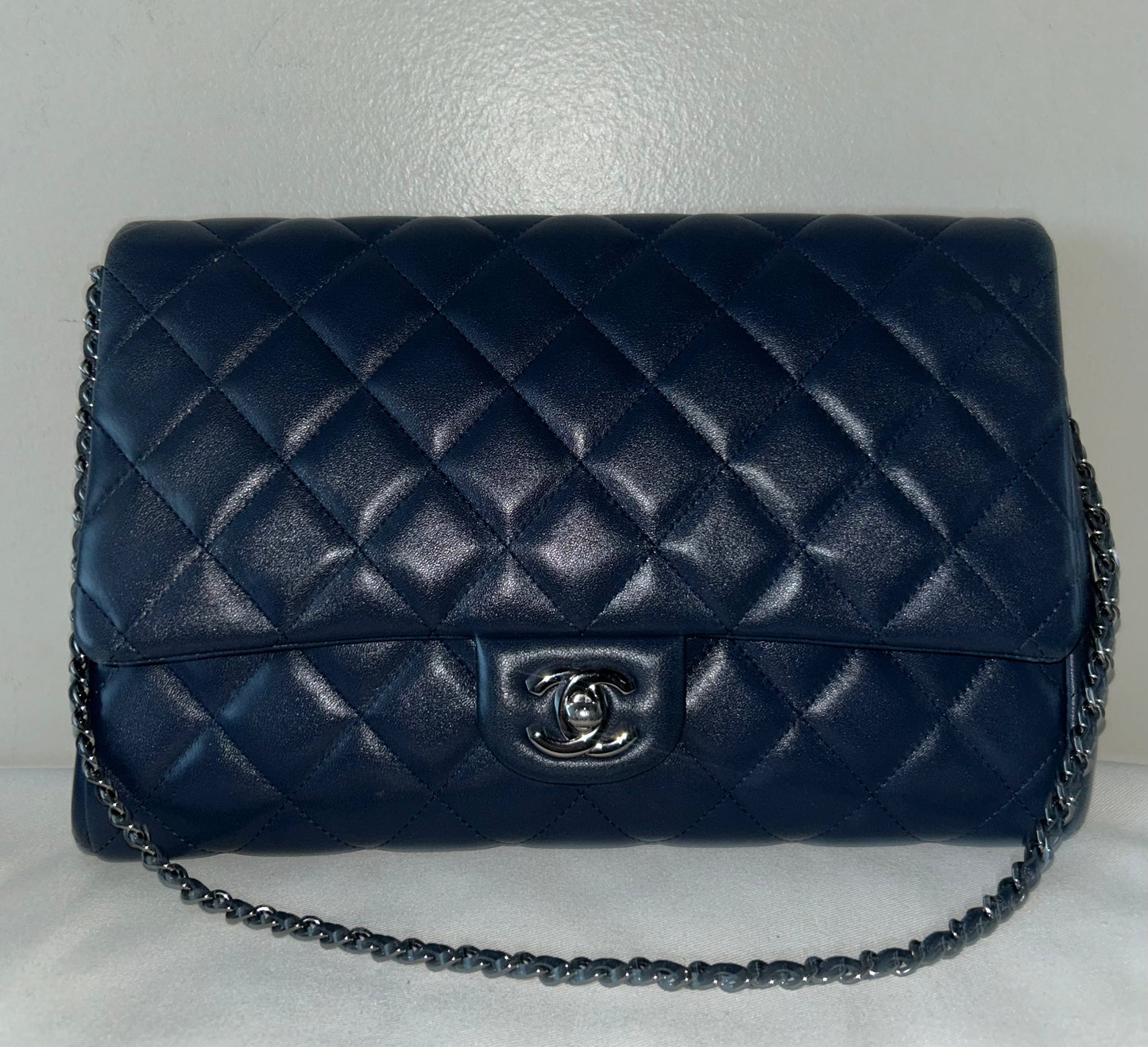 CHANEL Classic Quilted Lambskin Leather Single Flap Shoulder Bag Navy Blue