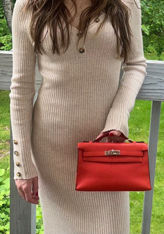 HERMÈS Kelly Pochette Capucine Swift Leather Palladium Hardware