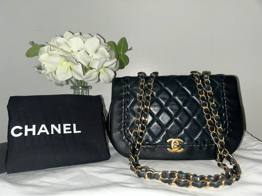 CHANEL CC Braided Saddle Flap Bag Quilted Lambskin Black/Dark Navy