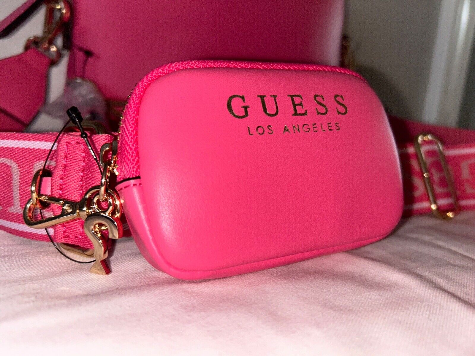 NEW ! NWT GUESS Chunky Mini Multi Pochette Crossbody Bag Punch Pink