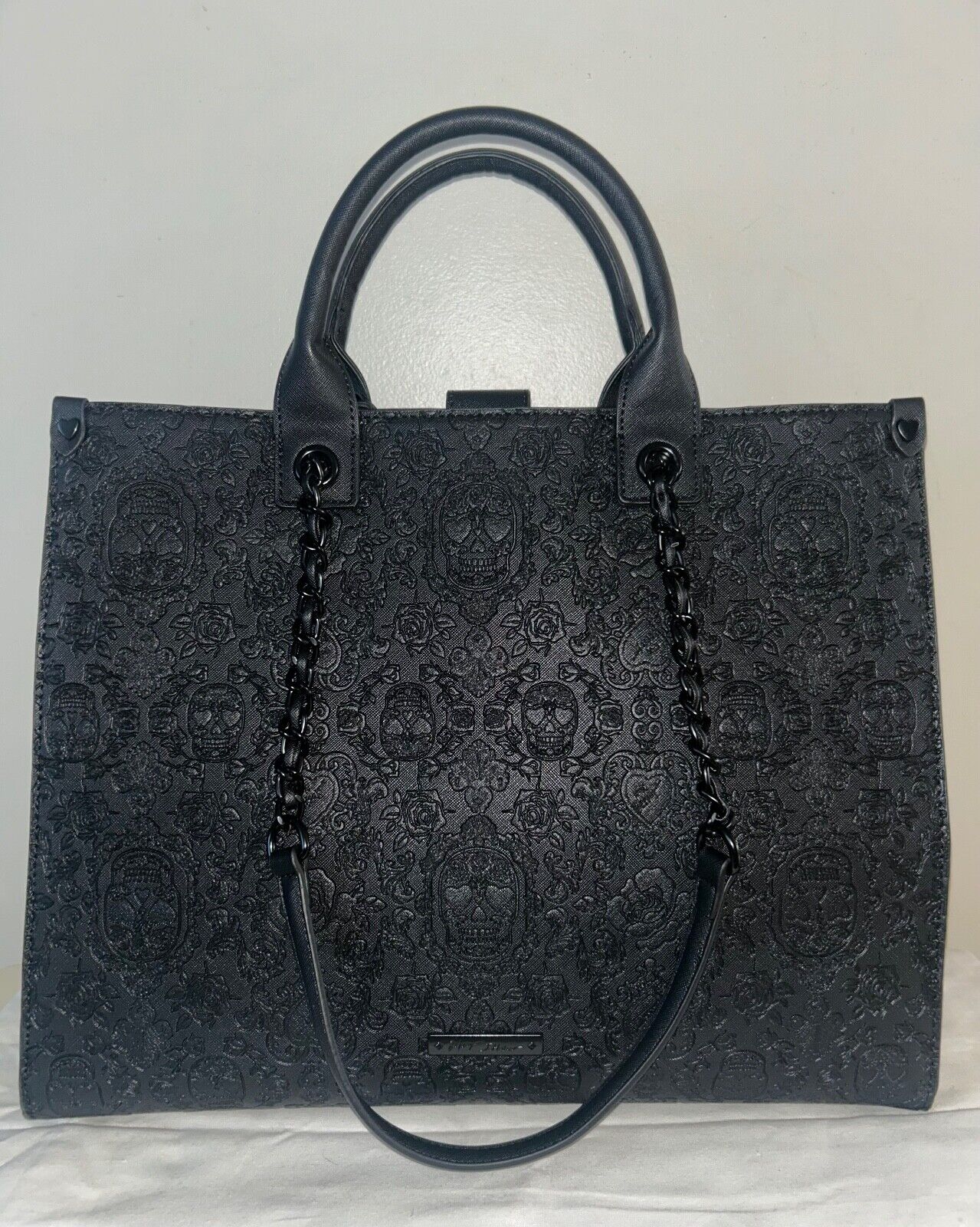 NEW! NWT BETSEY JOHNSON Large Skull Embossed XOKIARA2 Tote Bag Black