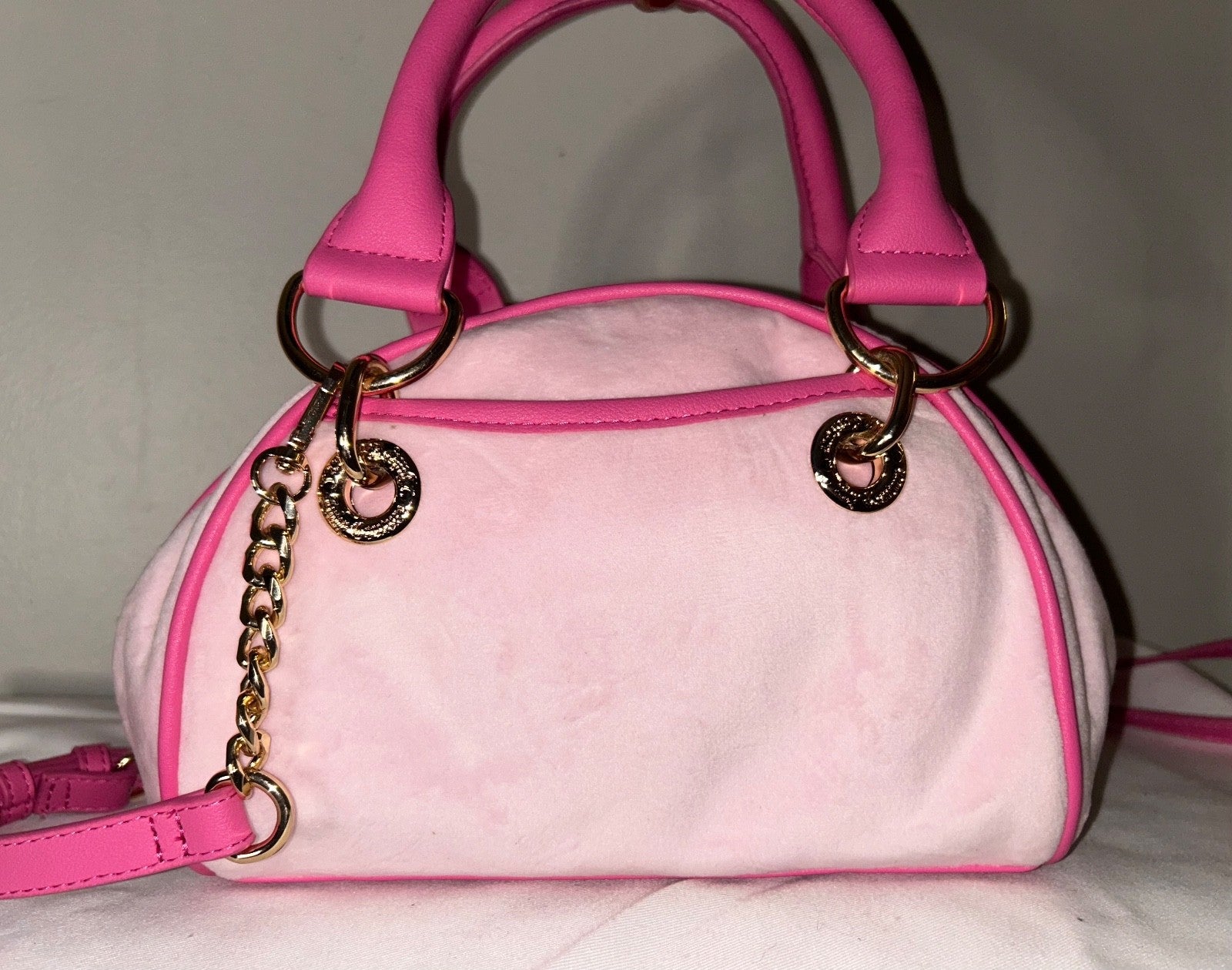 NEW! NWT JUICY COUTURE Velour Dreamy Juicy Satchel Bag in Light Pink