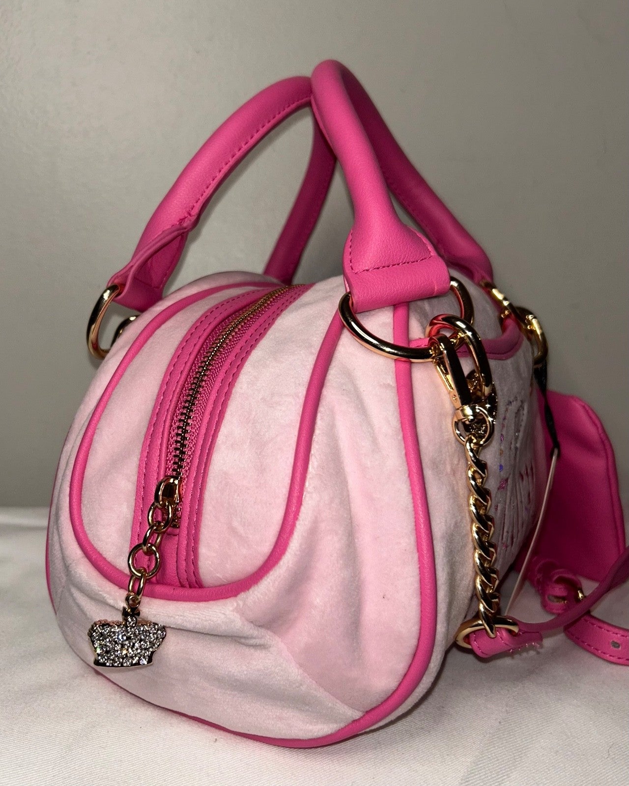 NEW! NWT JUICY COUTURE Velour Dreamy Juicy Satchel Bag in Light Pink