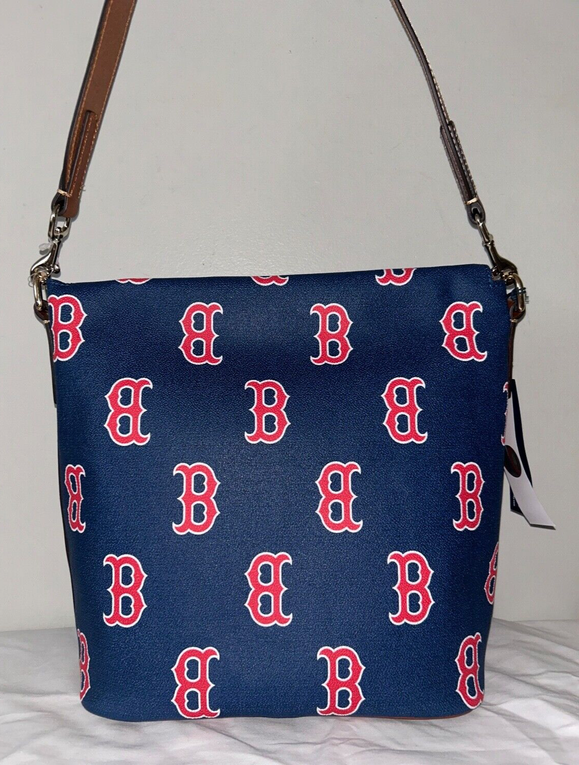 $328 NEW! NWT DOONEY & BOURKE MLB Red Sox Large Sac Shoulder Bag Navy