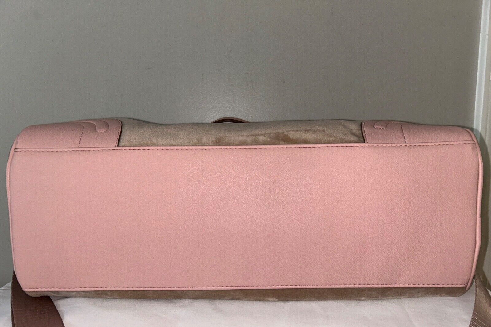 NEW! NWT JUICY COUTURE Heritage Velour Weekender Bag in Cafe/Pink