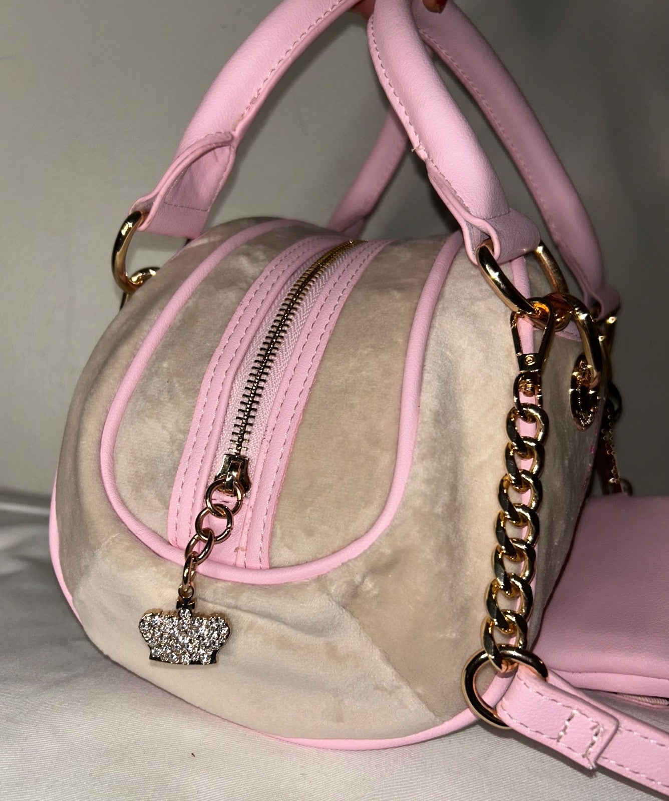 NEW! NWT JUICY COUTURE Velour Dreamy Juicy Satchel Bag in Sandstone/Light Pink
