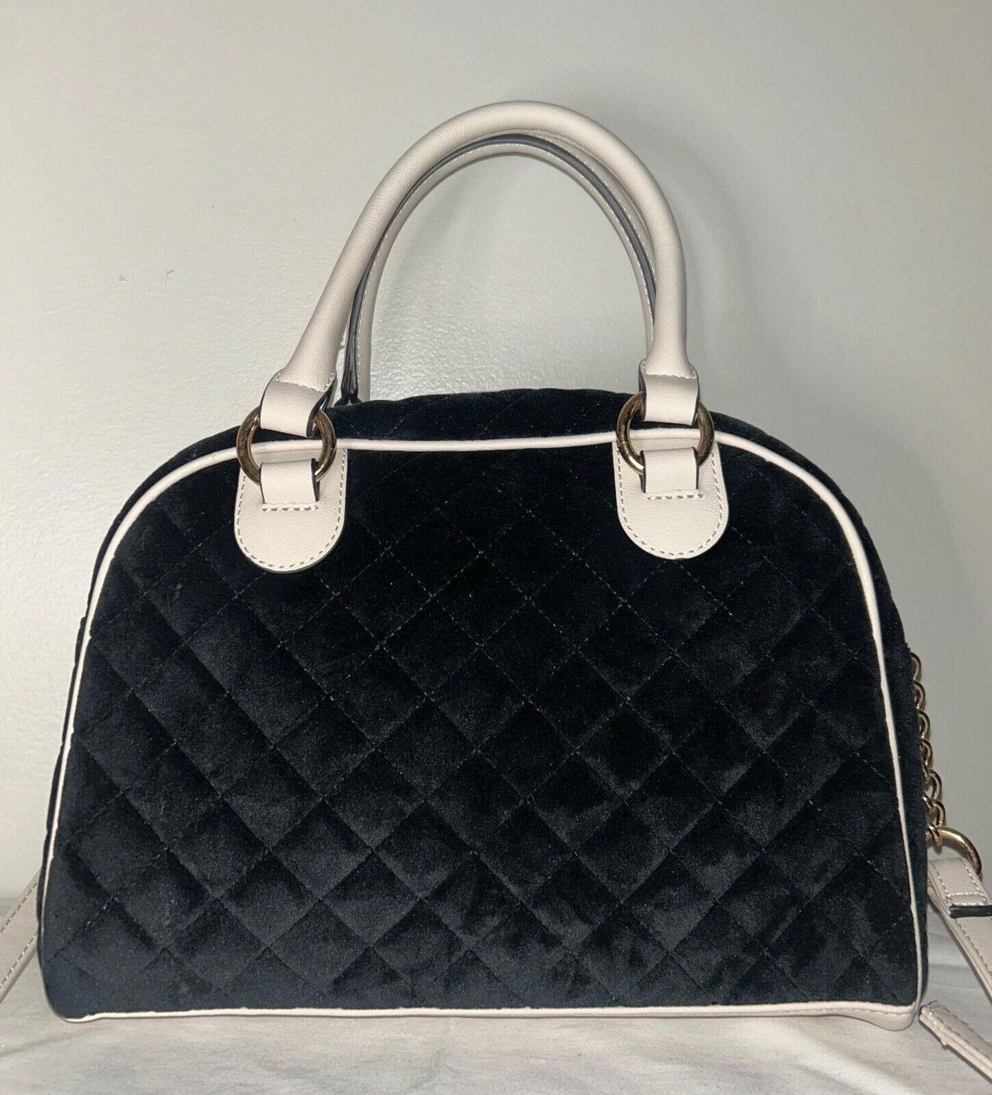 NEW! NWT JUICY COUTURE Royal Moment Velour Quilted Bowler Bag Black/Crystal