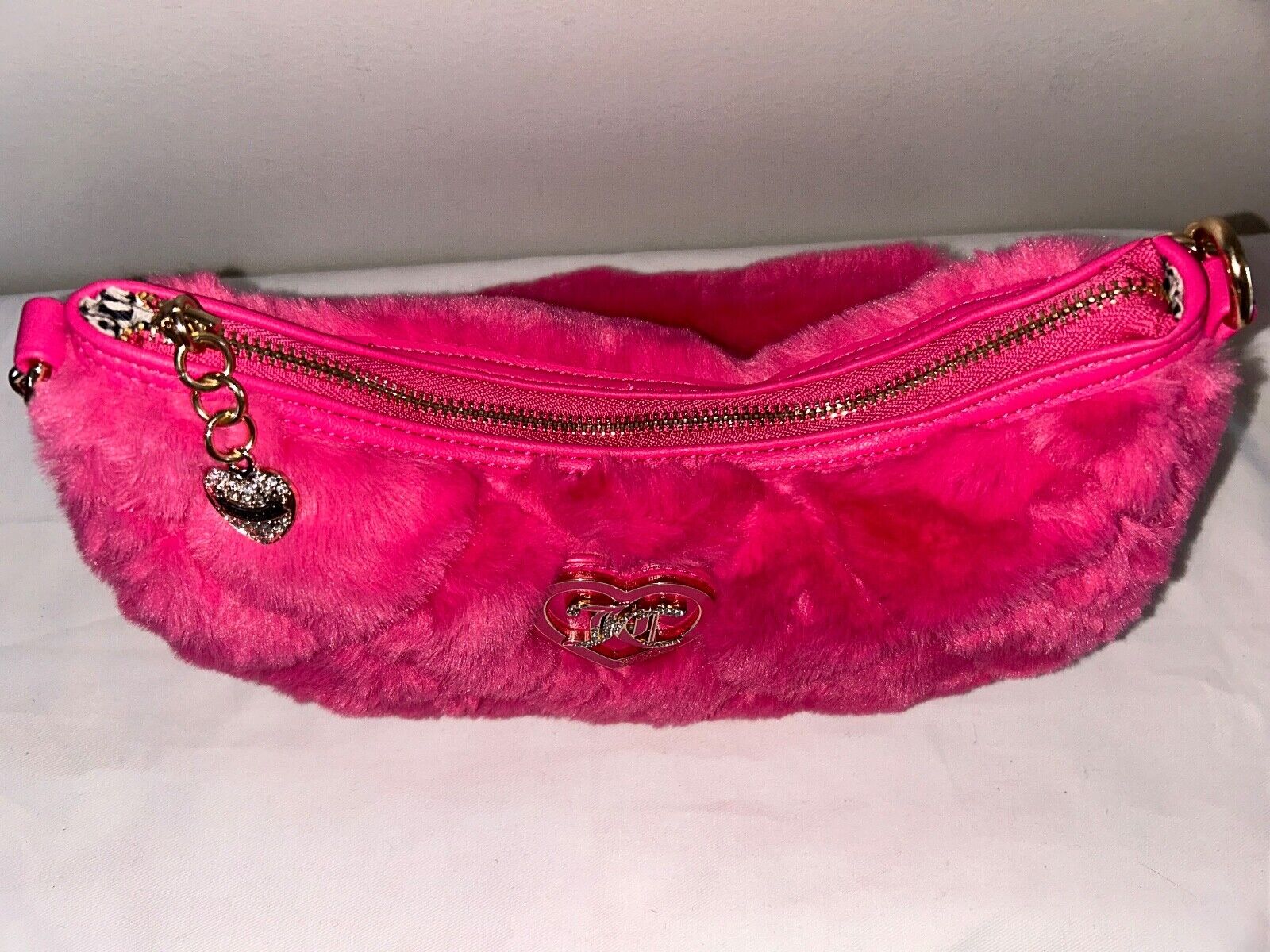 NEW! NWT JUICY COUTURE Lets Get Cozy Faux Fur Shoulder Bag in Dusty Blush Pink