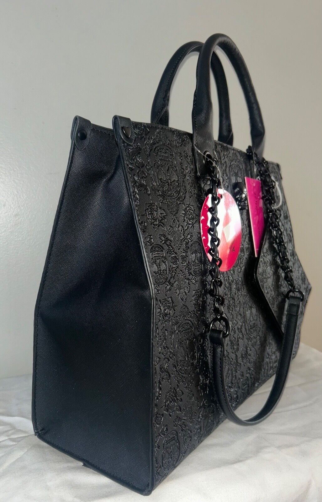 NEW! NWT BETSEY JOHNSON Large Skull Embossed XOKIARA2 Tote Bag Black