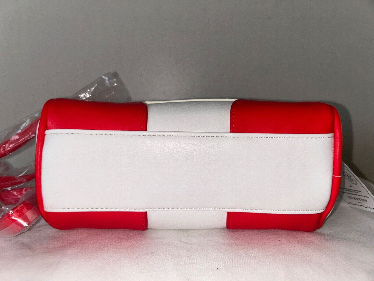 NEW! NWT COCA COLA x SKINNY DIP Cherry Coke Mini Crossbody Bag White/Red