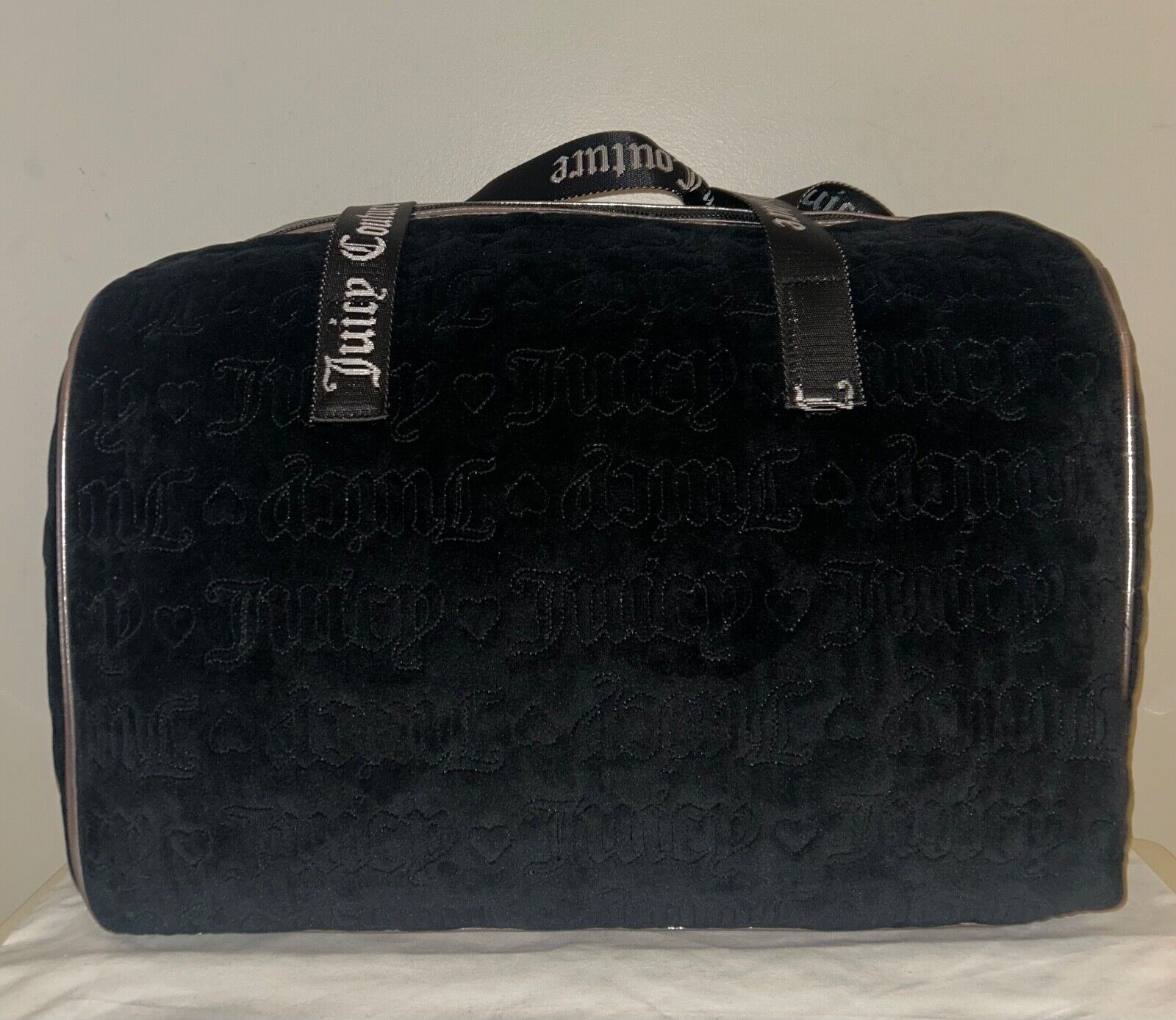 NEW! NWT JUICY COUTURE Vintage Dreams Velour Weekender Bag Black Liquorice