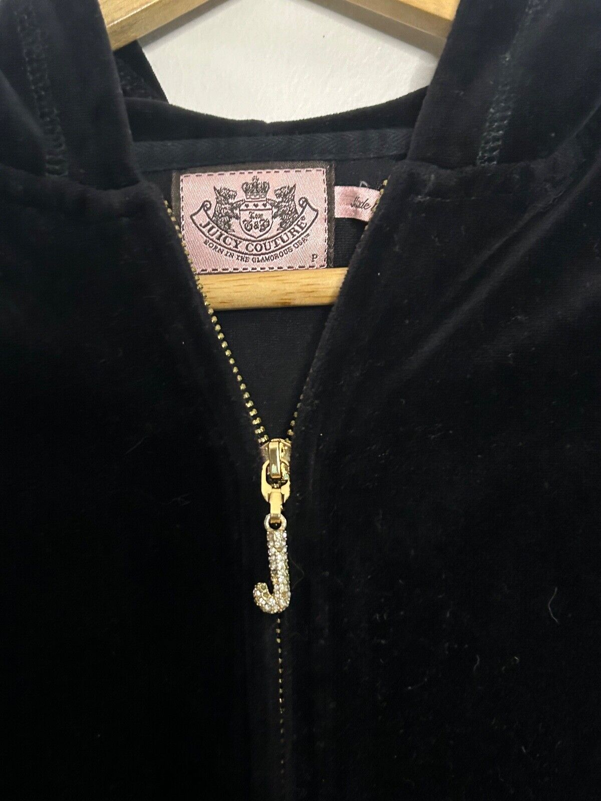 JUICY COUTURE Limited Edition Crystal Embellished Velour Hoodie Black Size P(XS)