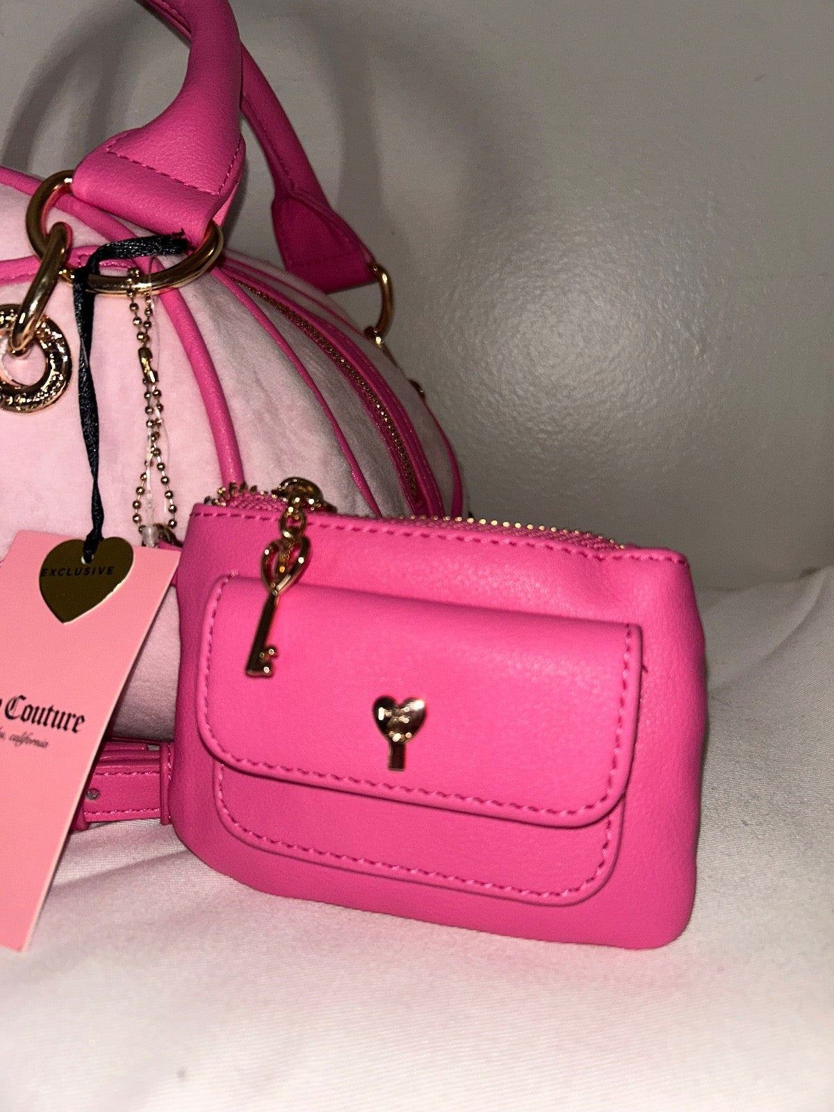 NEW! NWT JUICY COUTURE Velour Dreamy Juicy Satchel Bag in Light Pink