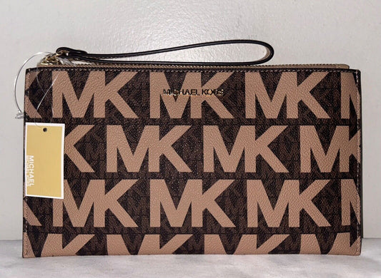 NEW! NWT MICHAEL KORS MK Logo Large Zip Clutch Wristlet Camel Brown