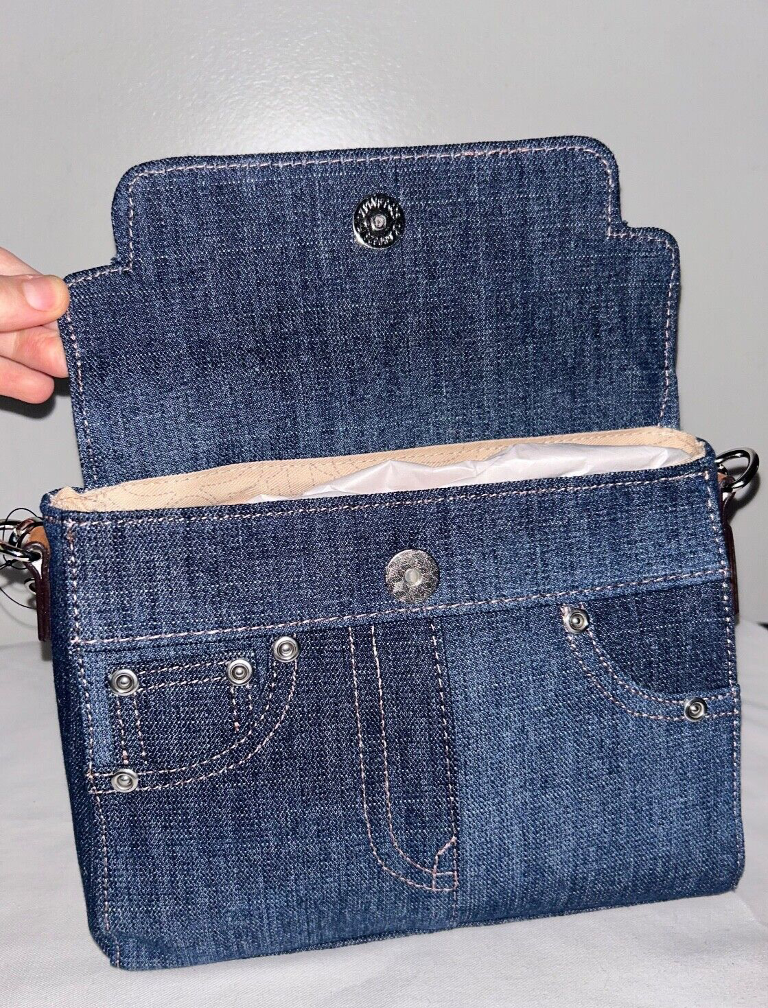 NEW ! NWT TRUE RELIGION Denim Jean Pocket Horseshoe Logo Crossbody Bag