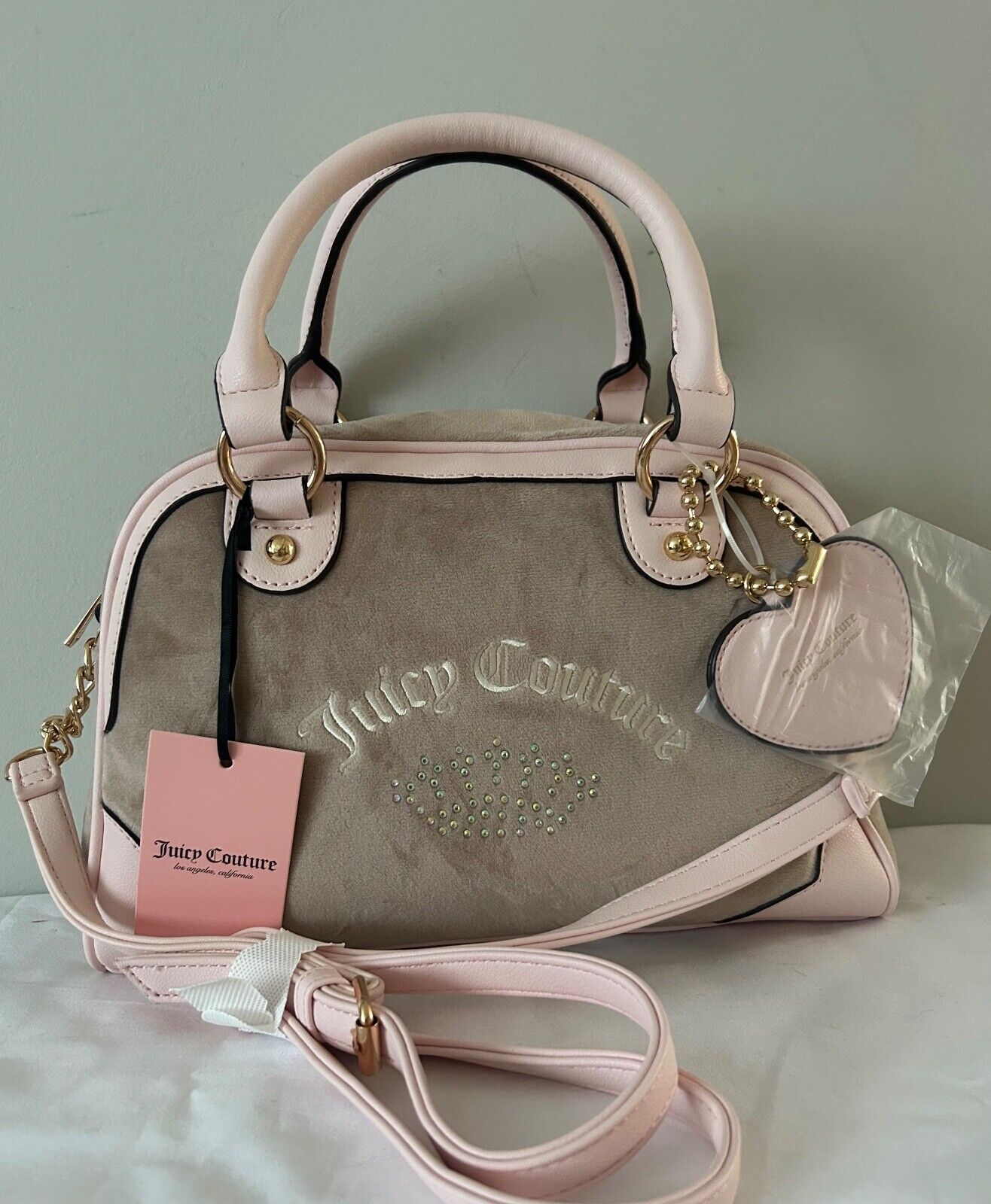 NEW! NWT JUICY COUTURE Urban Heritage Bowler Velour Crossbody Bag Cafe/Pink