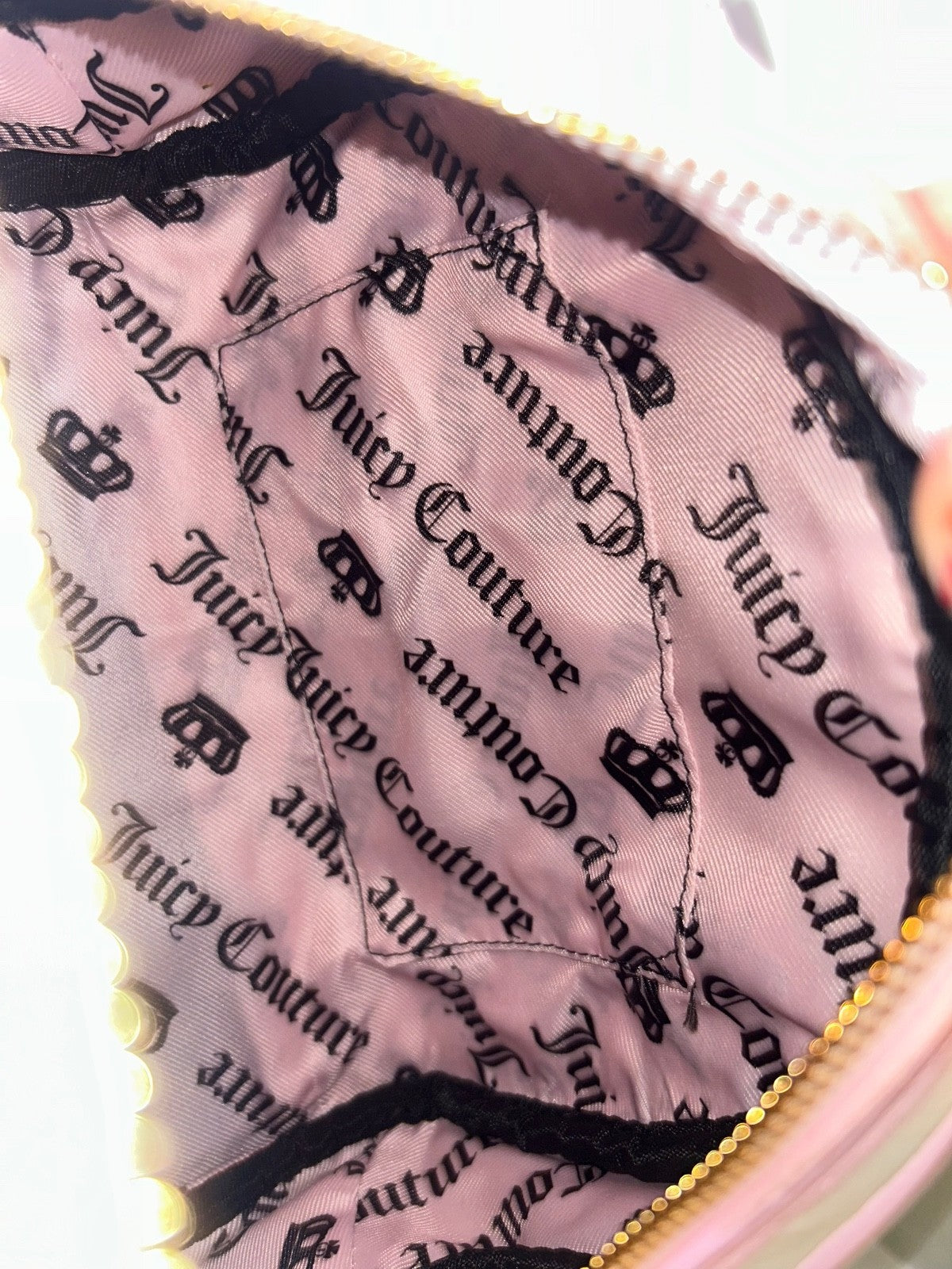 NEW! NWT JUICY COUTURE Velour Dreamy Juicy Satchel Bag in Sandstone/Light Pink